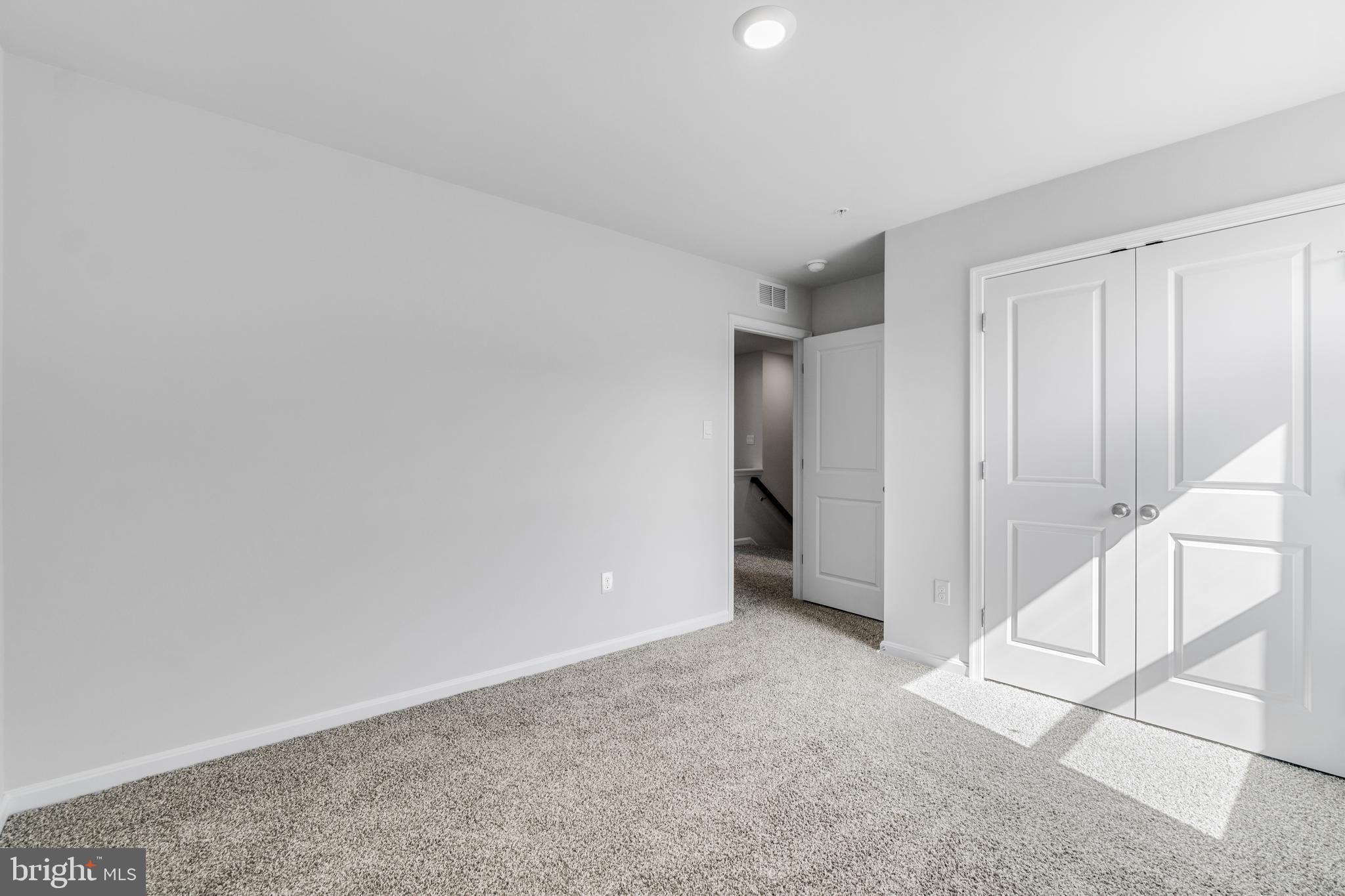 RED HILL - Residential