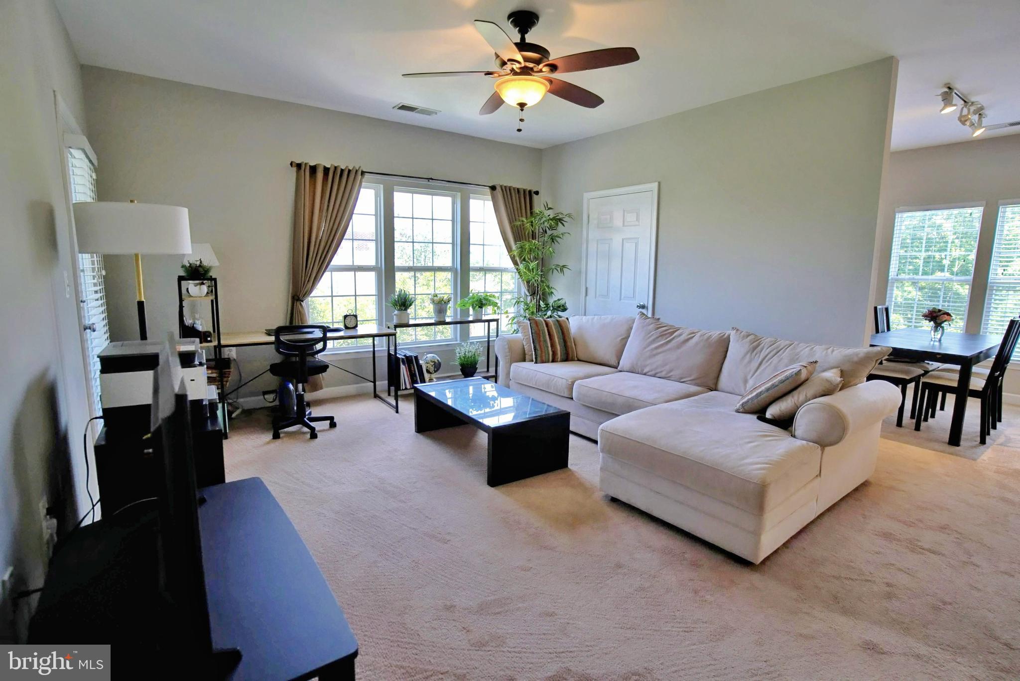 42480 ROCKROSE SQUARE 304