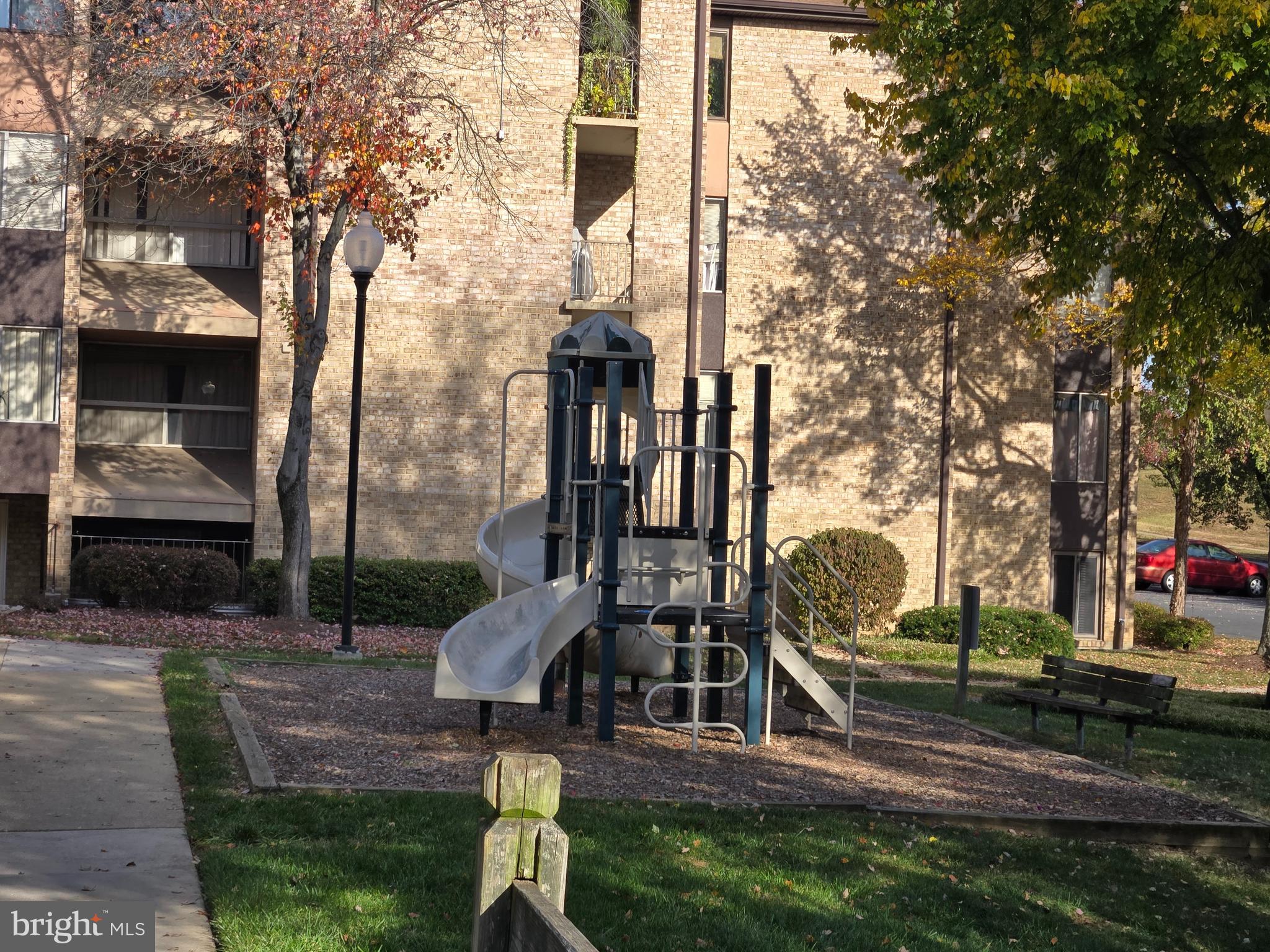 GREENBRIAR CONDO PHASE I - Residential Lease