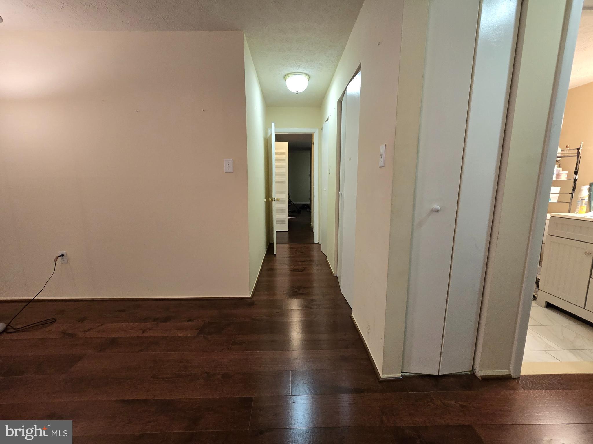 GREENBRIAR CONDO PHASE I - Residential Lease