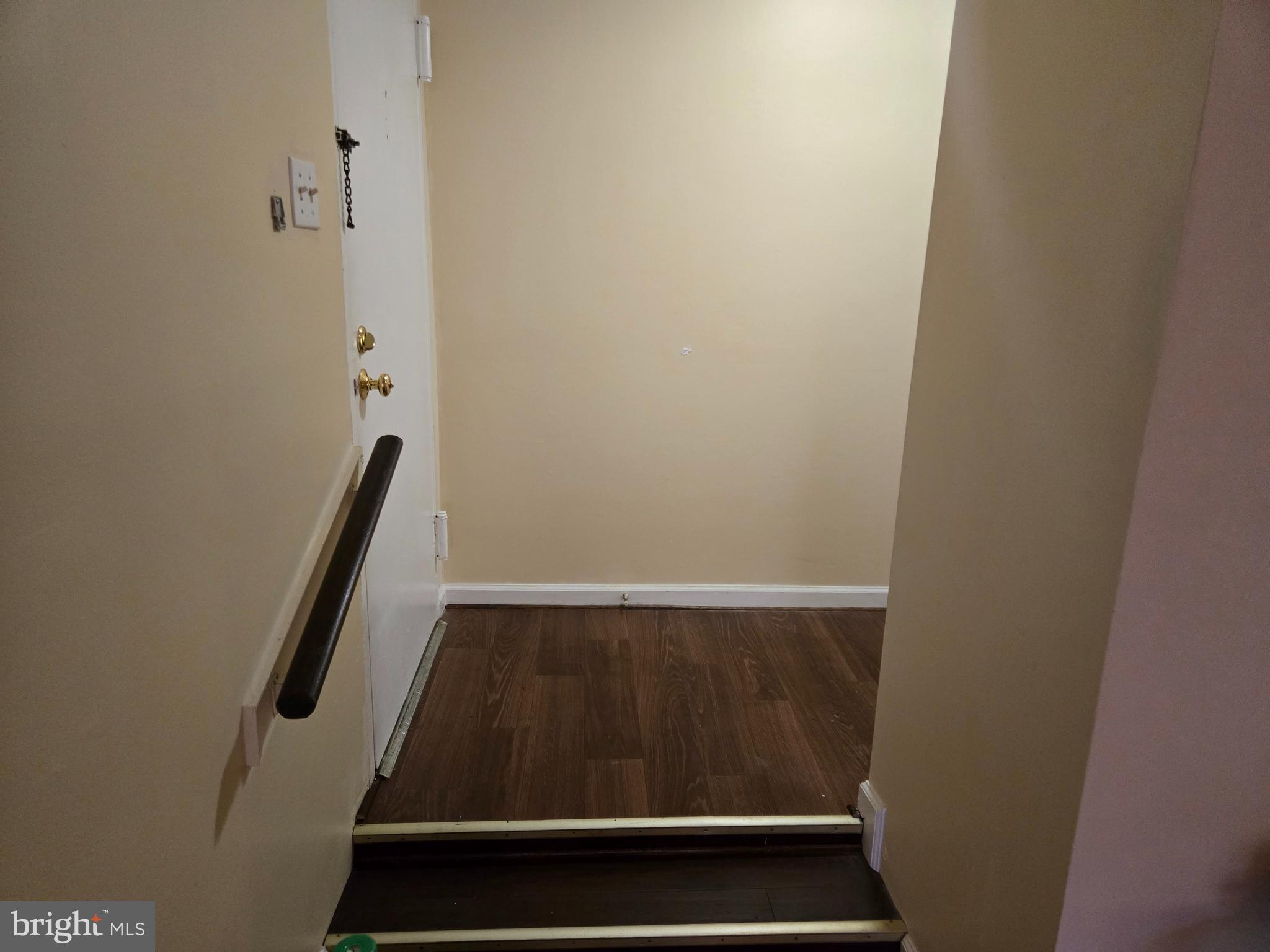 GREENBRIAR CONDO PHASE I - Residential Lease