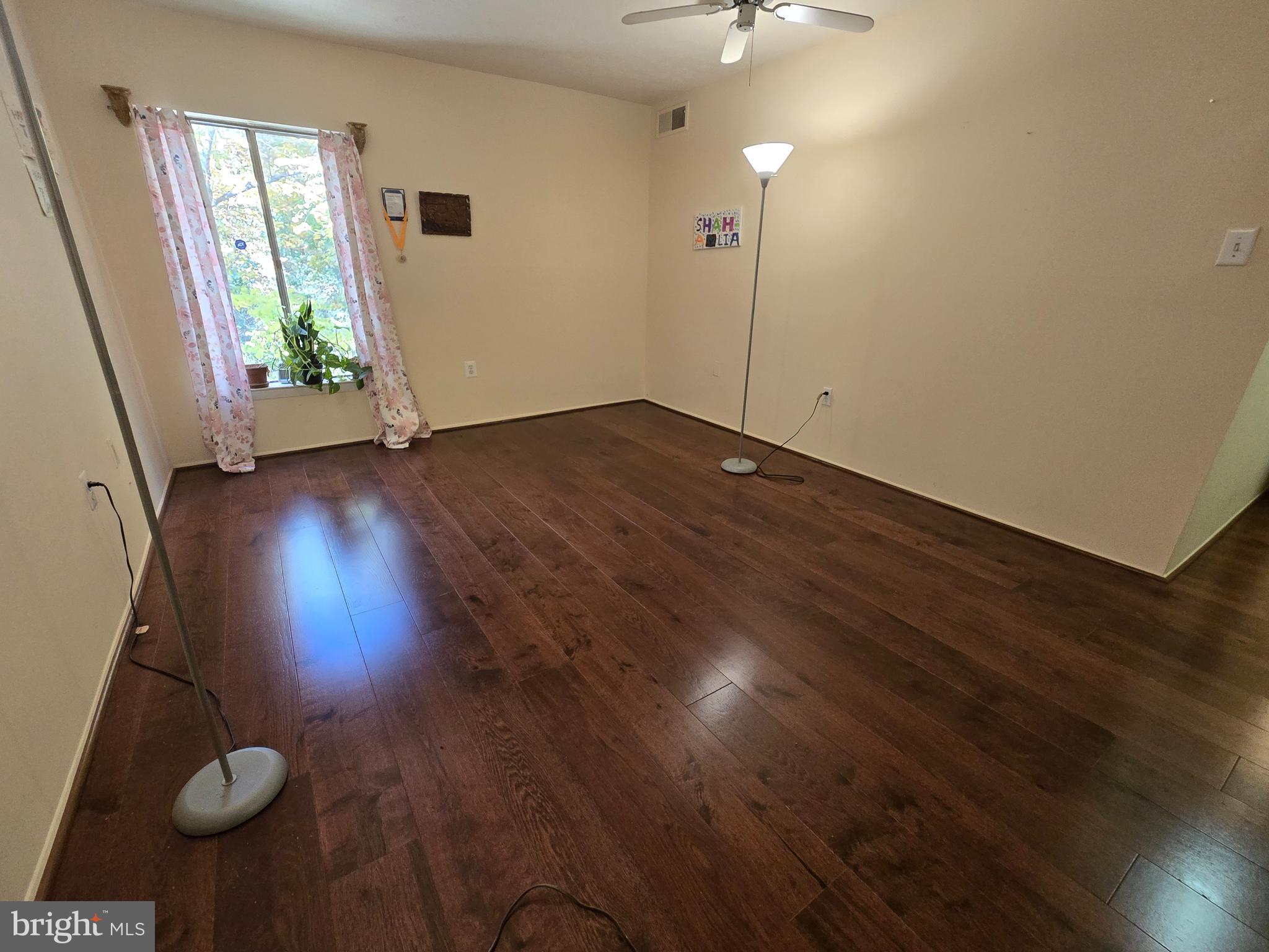 GREENBRIAR CONDO PHASE I - Residential Lease