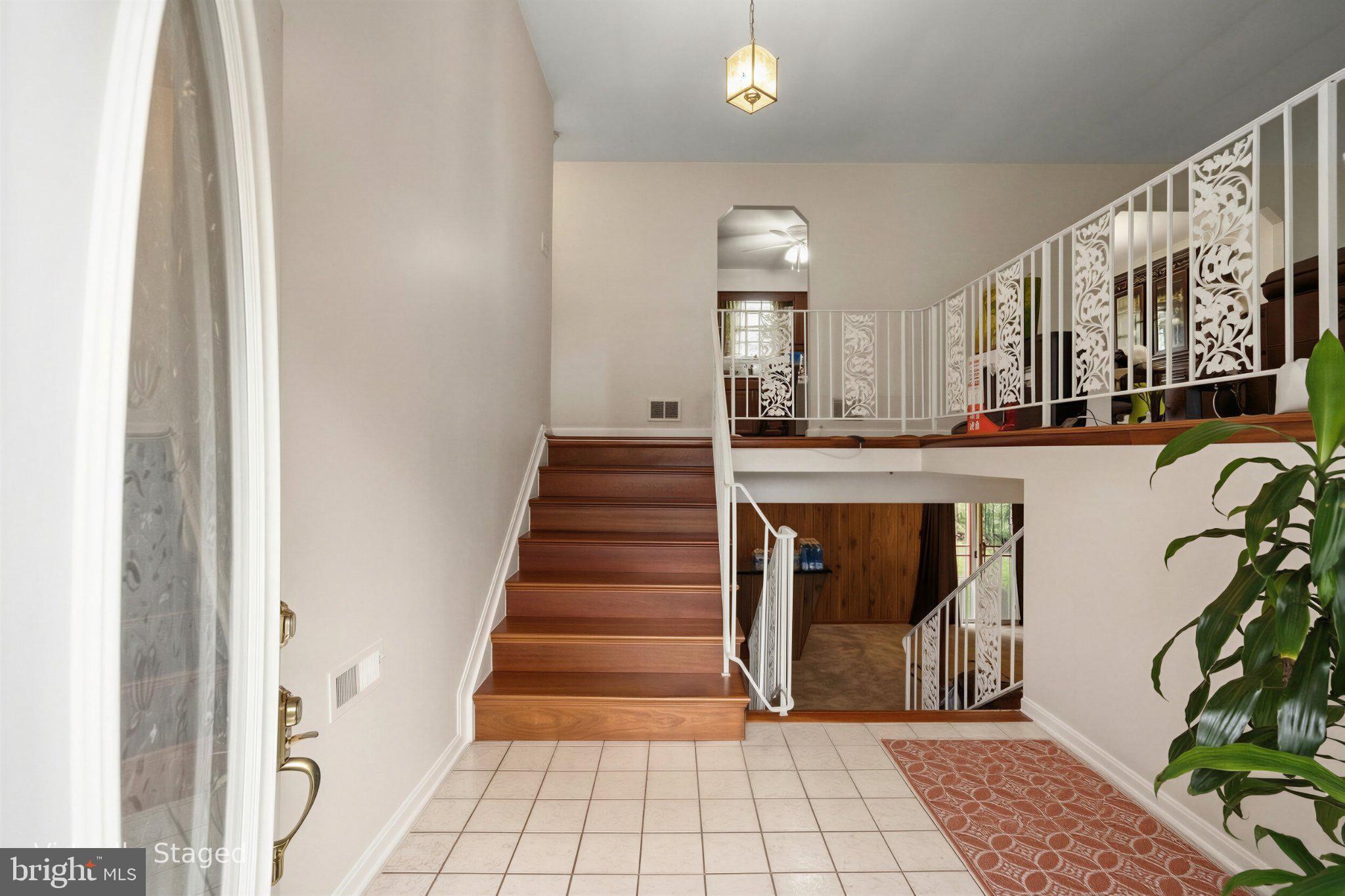 10912 LAKE ARBOR WAY