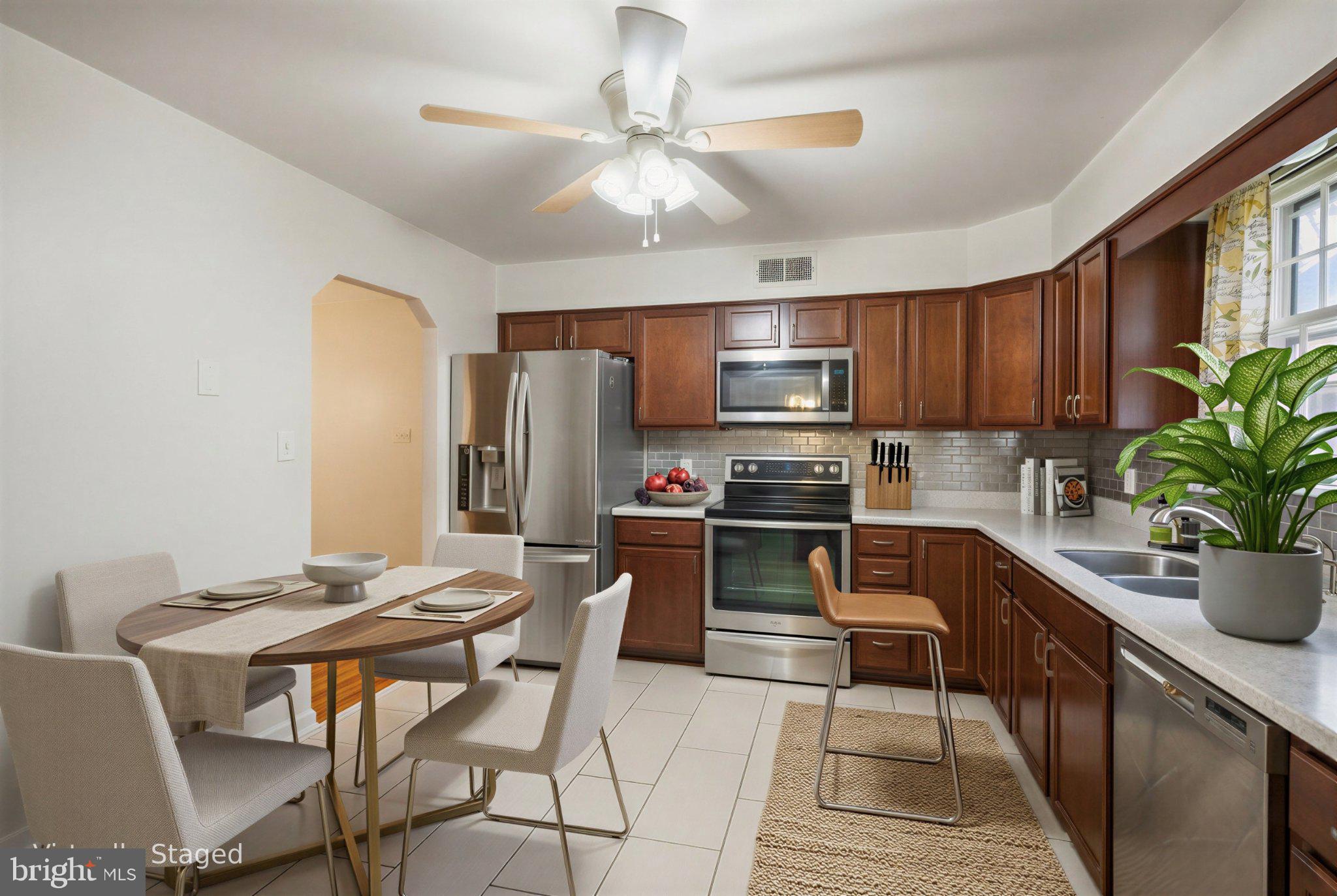 10912 LAKE ARBOR WAY