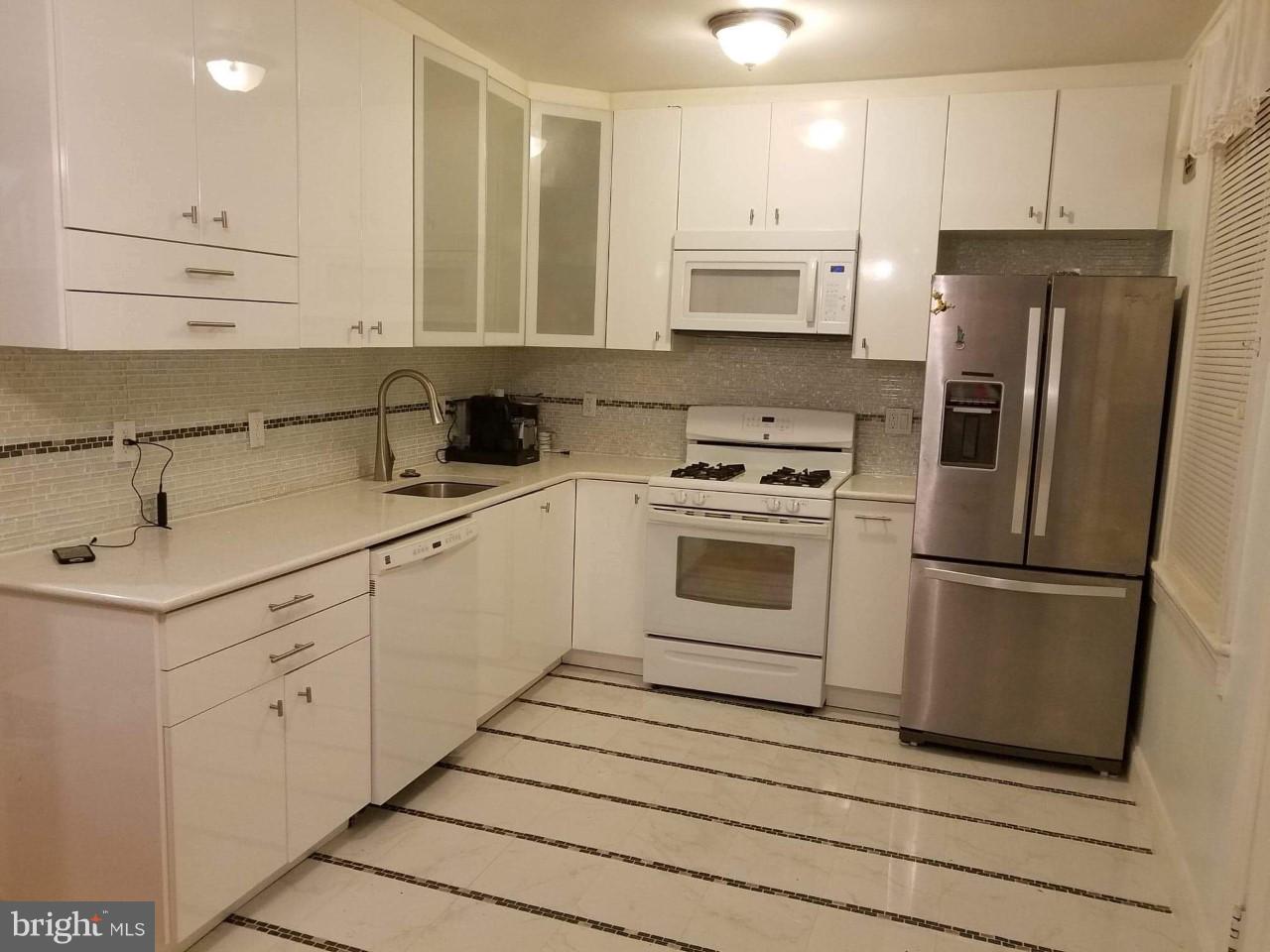 ARLINGTON VILLAGE - Residential Lease