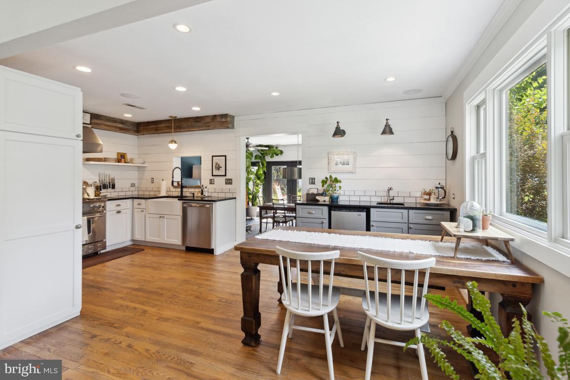 ADMIRAL HEIGHTS - Residential