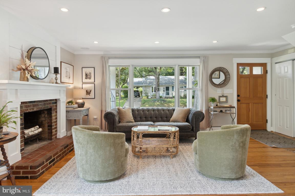 ADMIRAL HEIGHTS - Residential