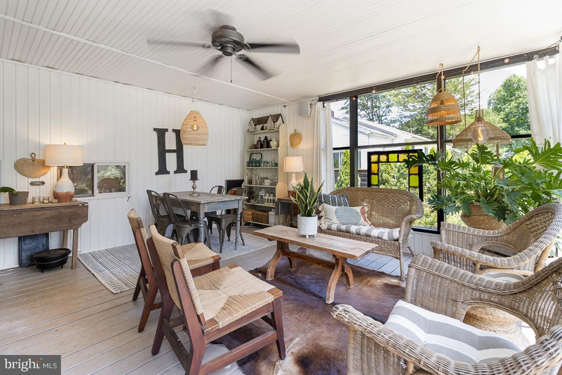 ADMIRAL HEIGHTS - Residential