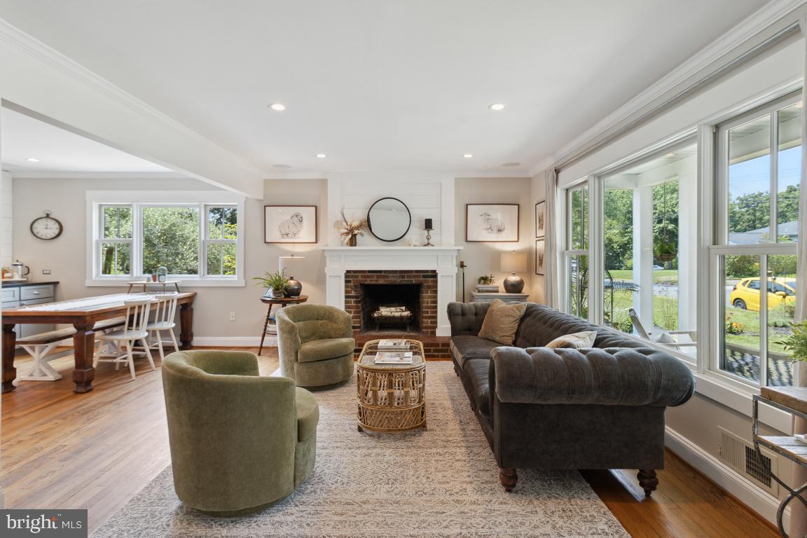 ADMIRAL HEIGHTS - Residential