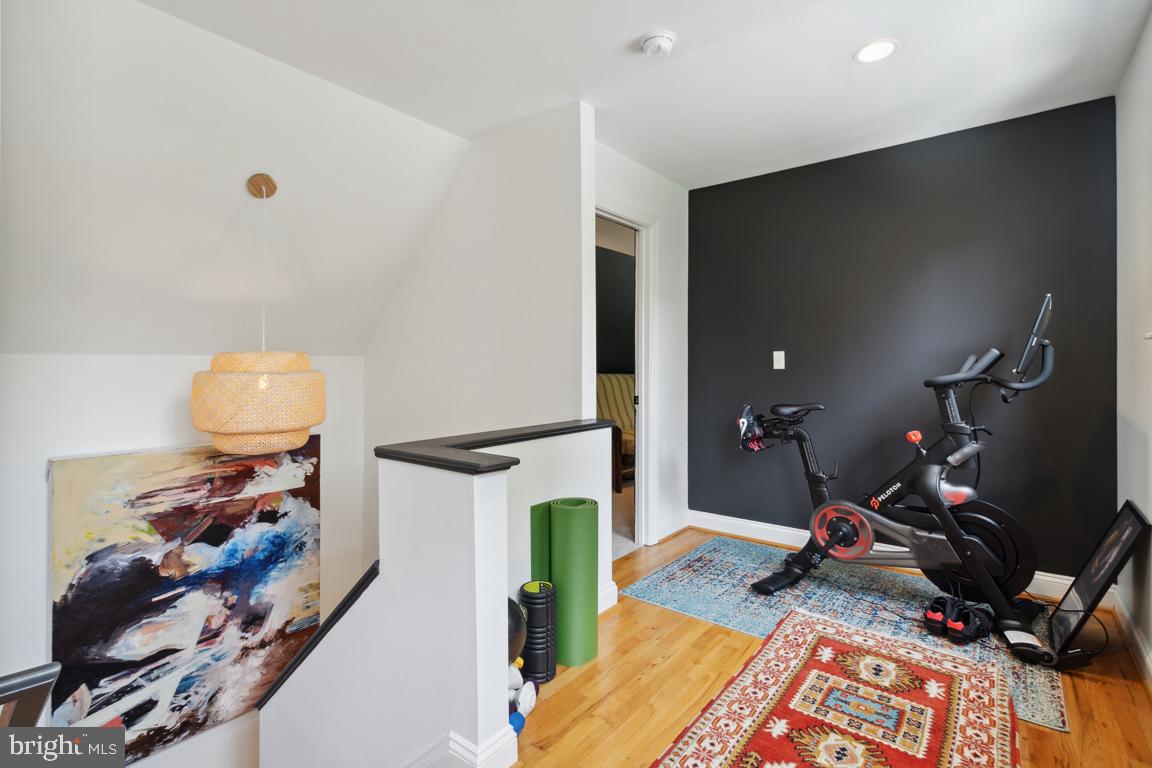 ADMIRAL HEIGHTS - Residential