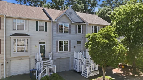 46757 Hobblebush Terrace, Sterling, VA 20164 - #: VALO2128812