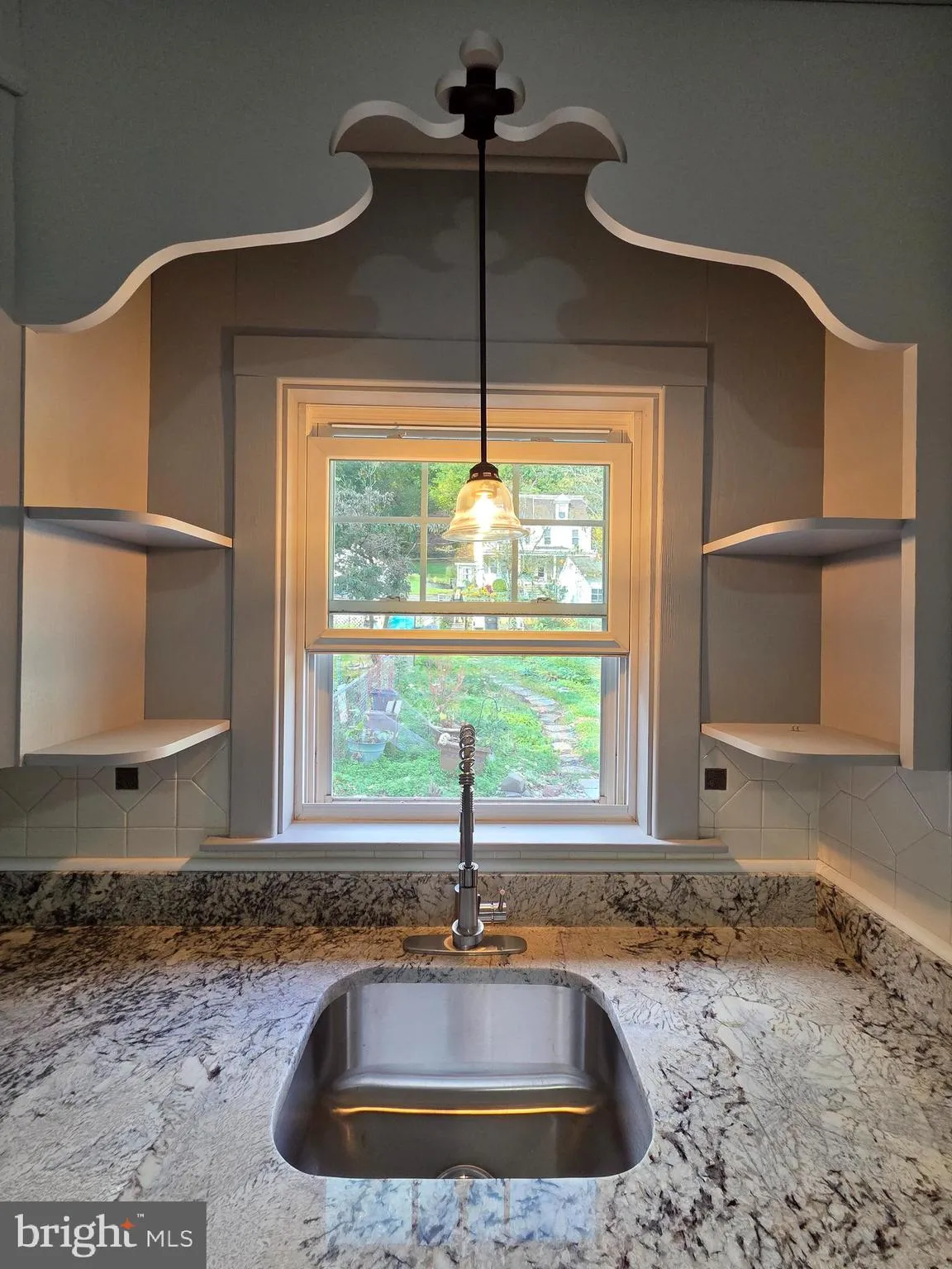 Reading, Pennsylvania 19606, United States, 5 Bedrooms Bedrooms, ,2 BathroomsBathrooms,Residential,Active,233313