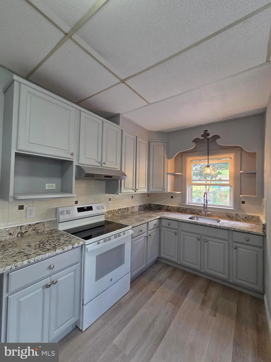 Reading, Pennsylvania 19606, United States, 5 Bedrooms Bedrooms, ,2 BathroomsBathrooms,Residential,Active,233313