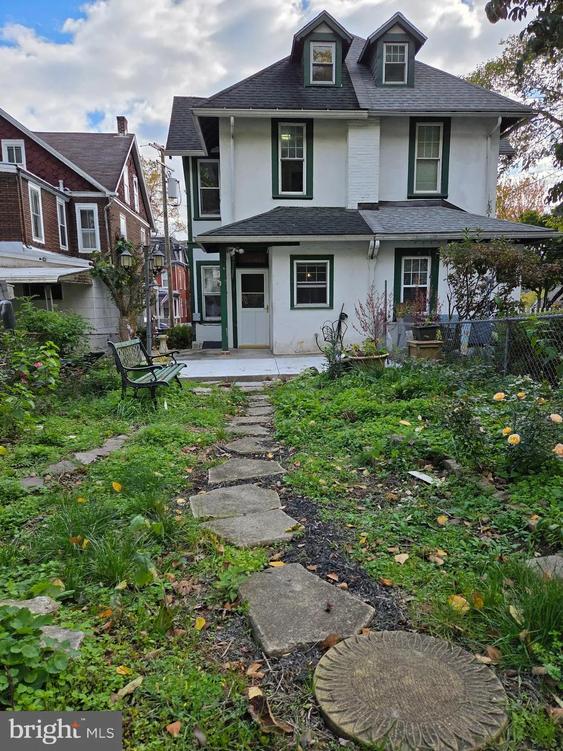 Reading, Pennsylvania 19606, United States, 5 Bedrooms Bedrooms, ,2 BathroomsBathrooms,Residential,Active,233313