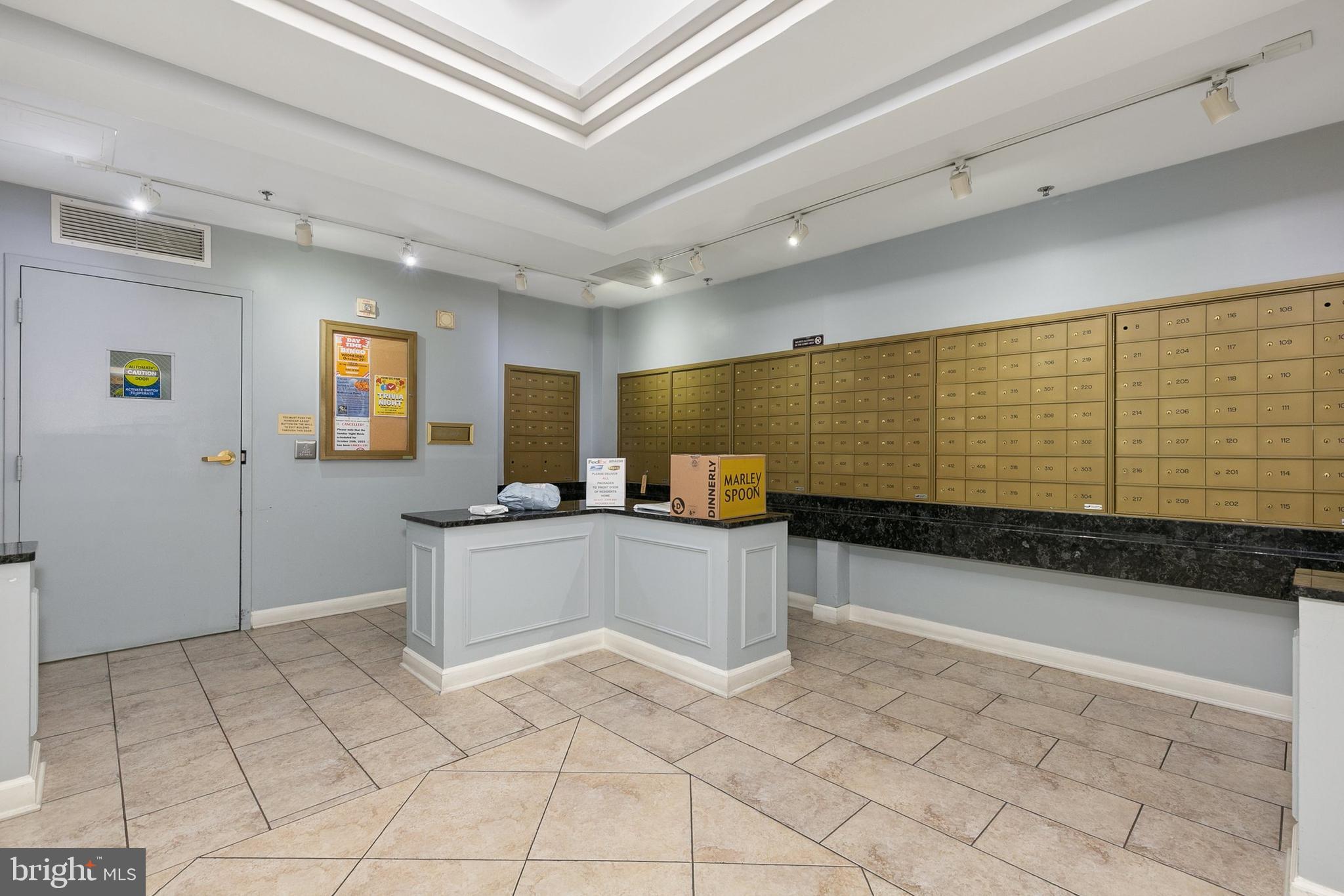 LEISURE WORLD - Residential