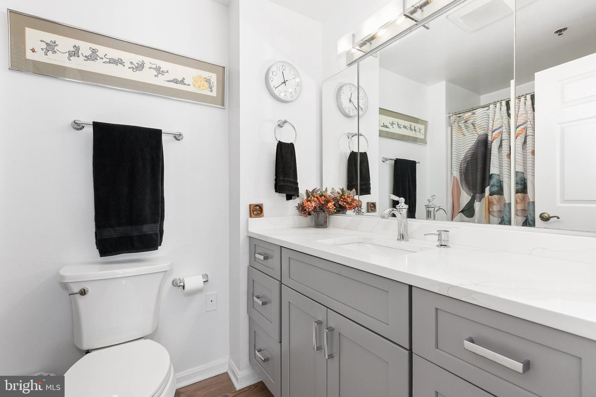 LEISURE WORLD - Residential