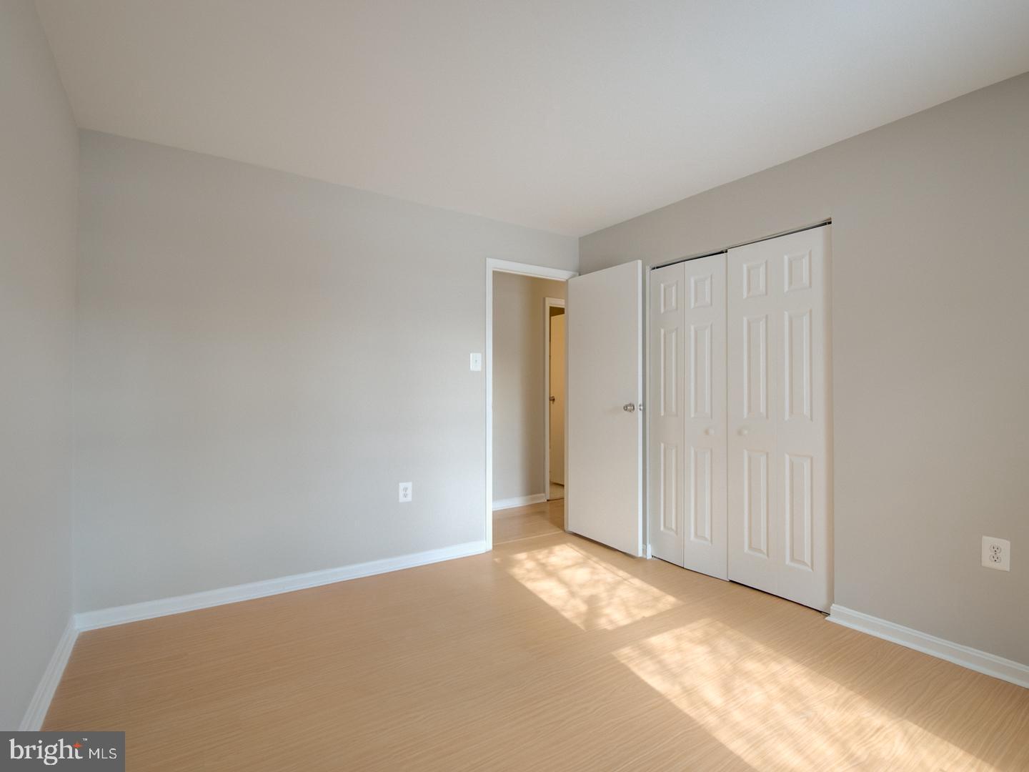 STONINGTON CONDOMINIUMS - Residential