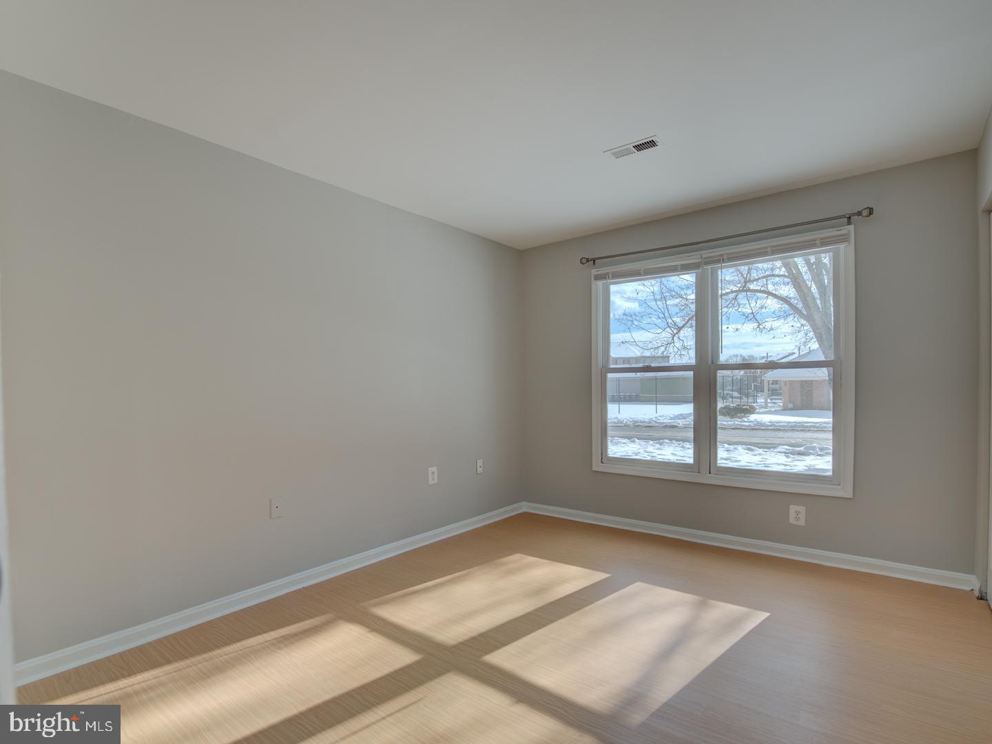 STONINGTON CONDOMINIUMS - Residential