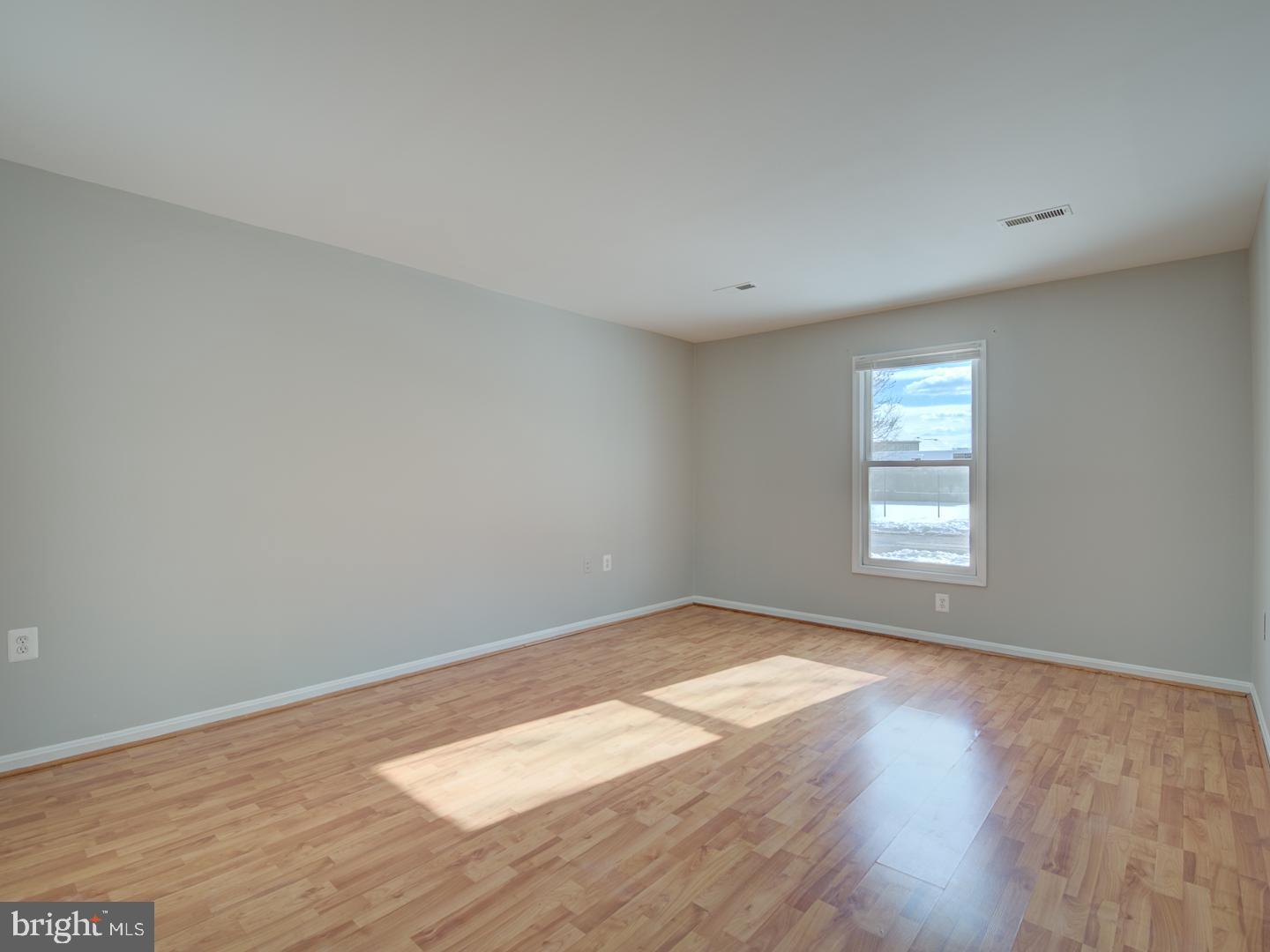 STONINGTON CONDOMINIUMS - Residential