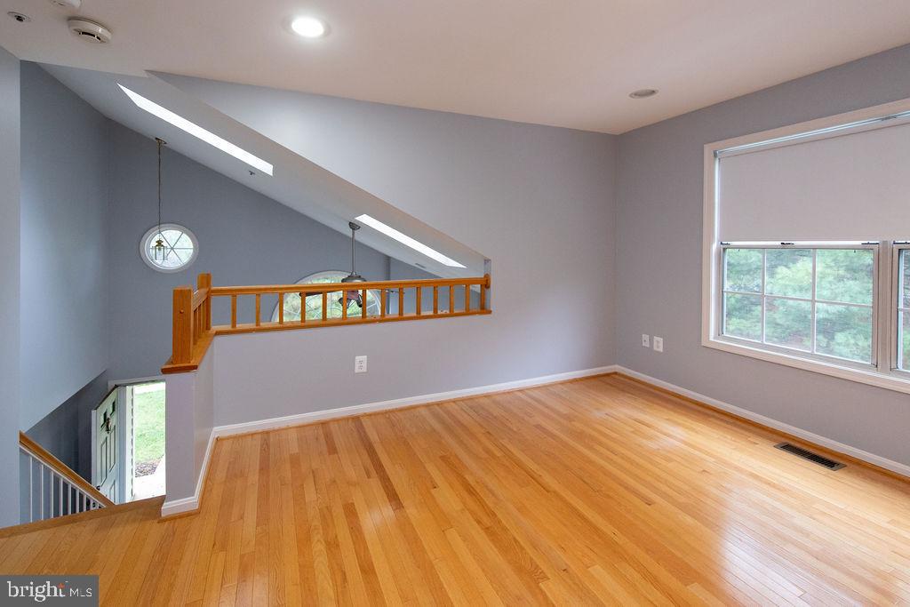 VILL AT MANCHESTER FARMS - Residential