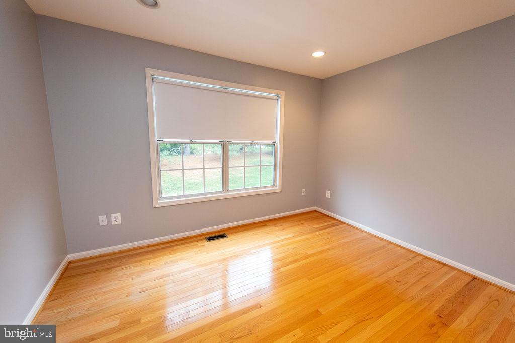 VILL AT MANCHESTER FARMS - Residential