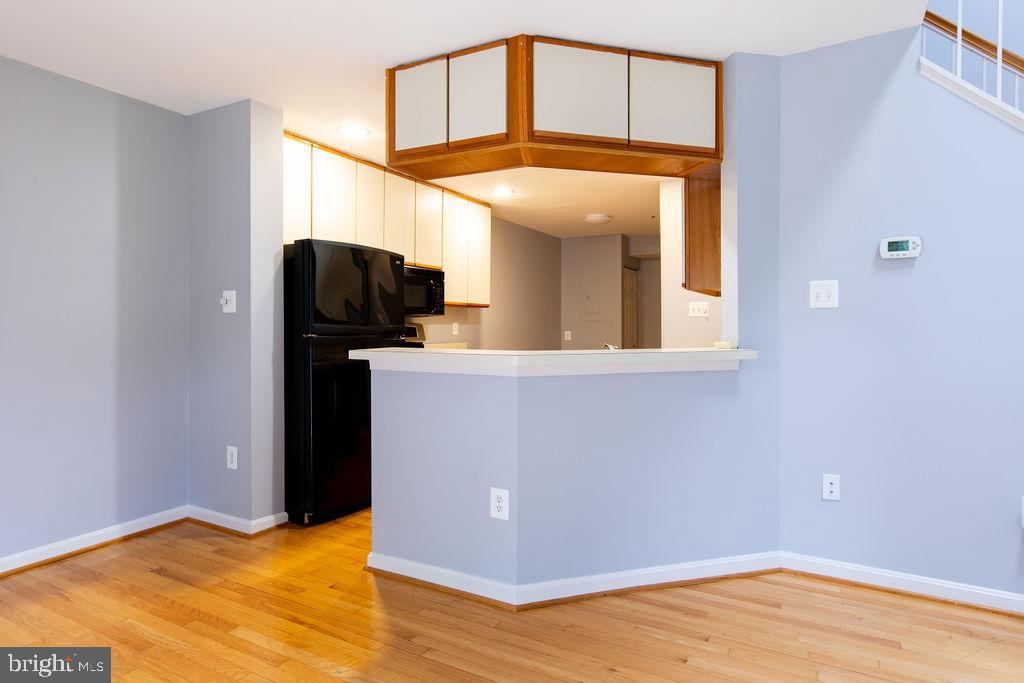 VILL AT MANCHESTER FARMS - Residential