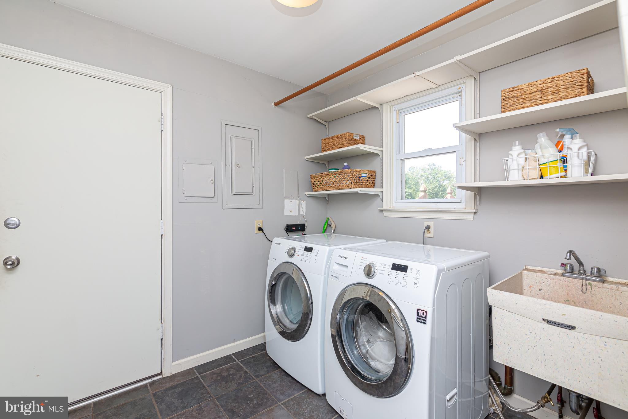 PENN BROOKE GDNS - Residential