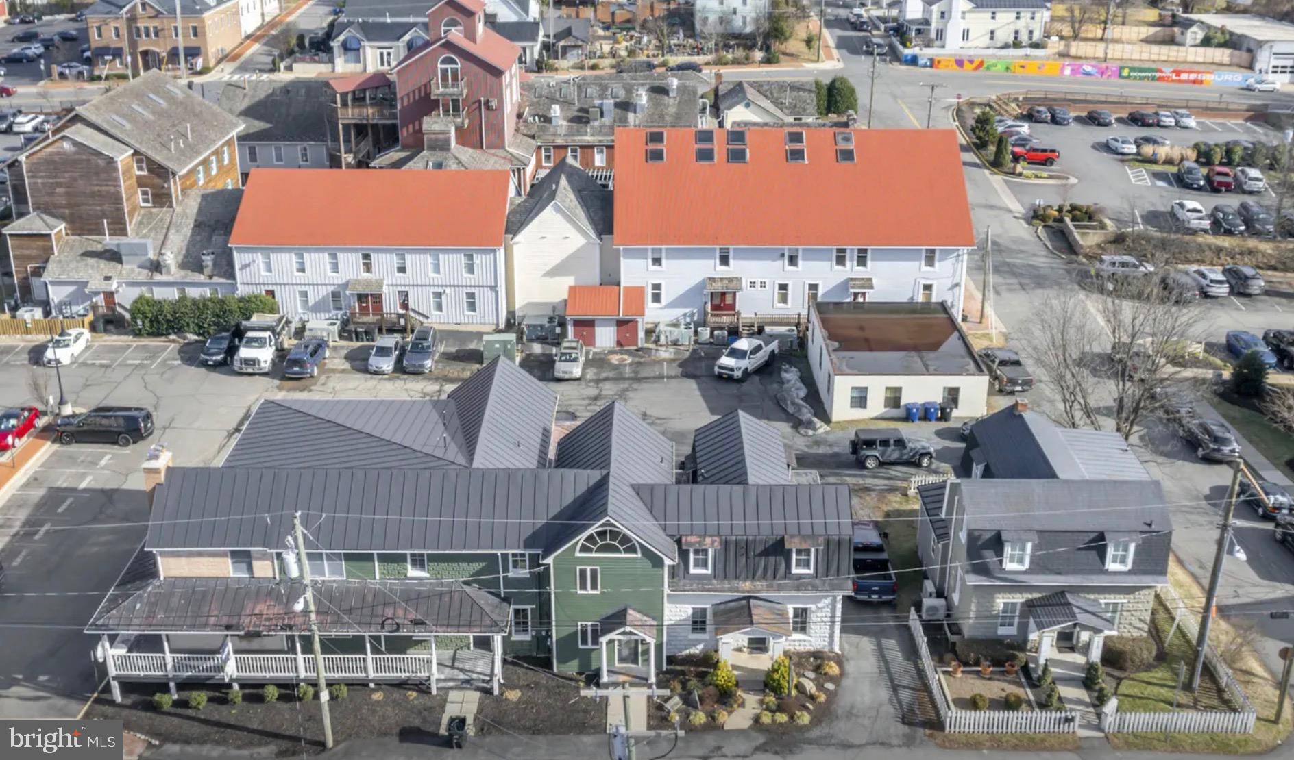 208 CHURCH STREET SE 200