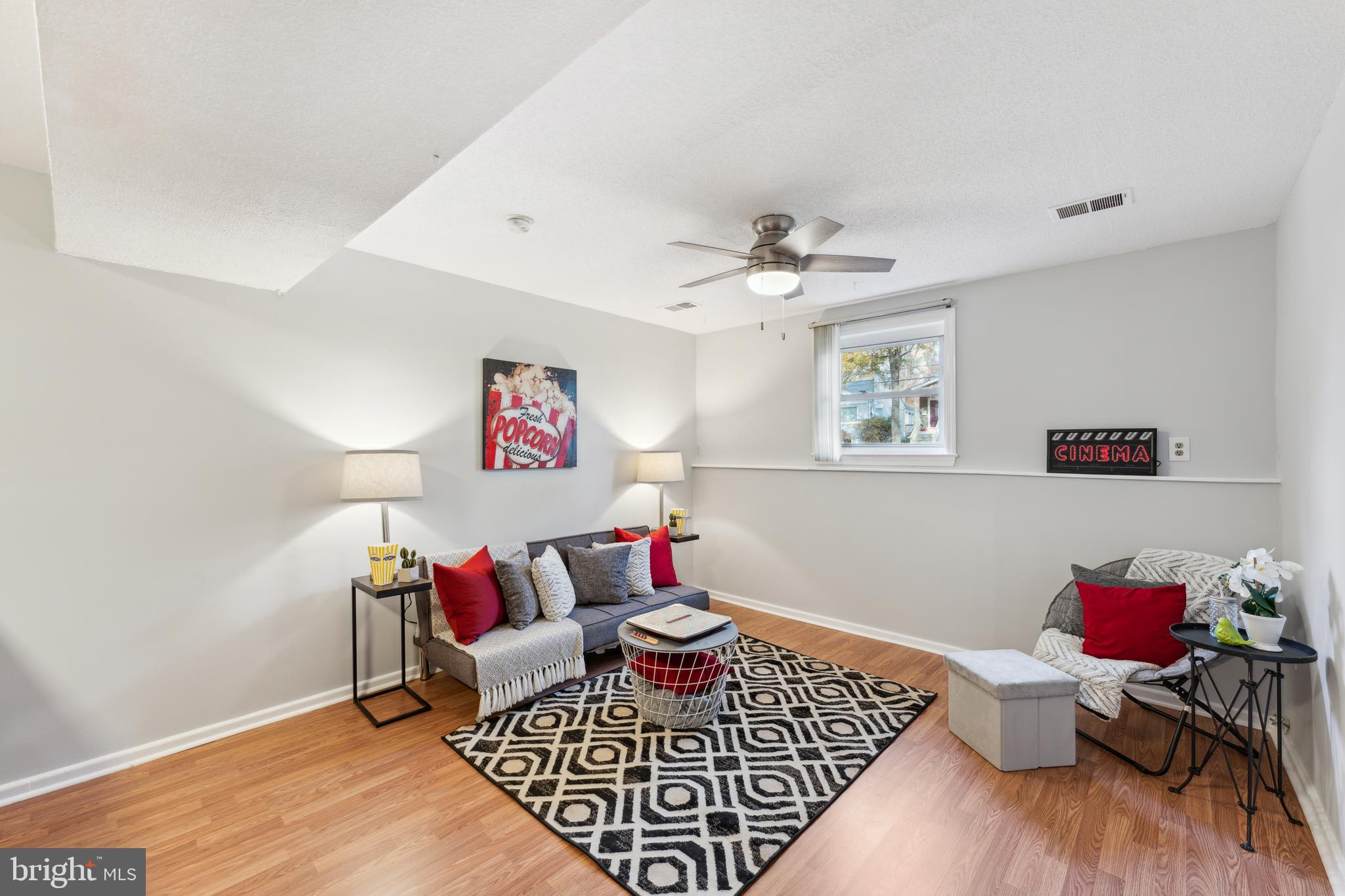 CHARLTON HEIGHTS - Residential