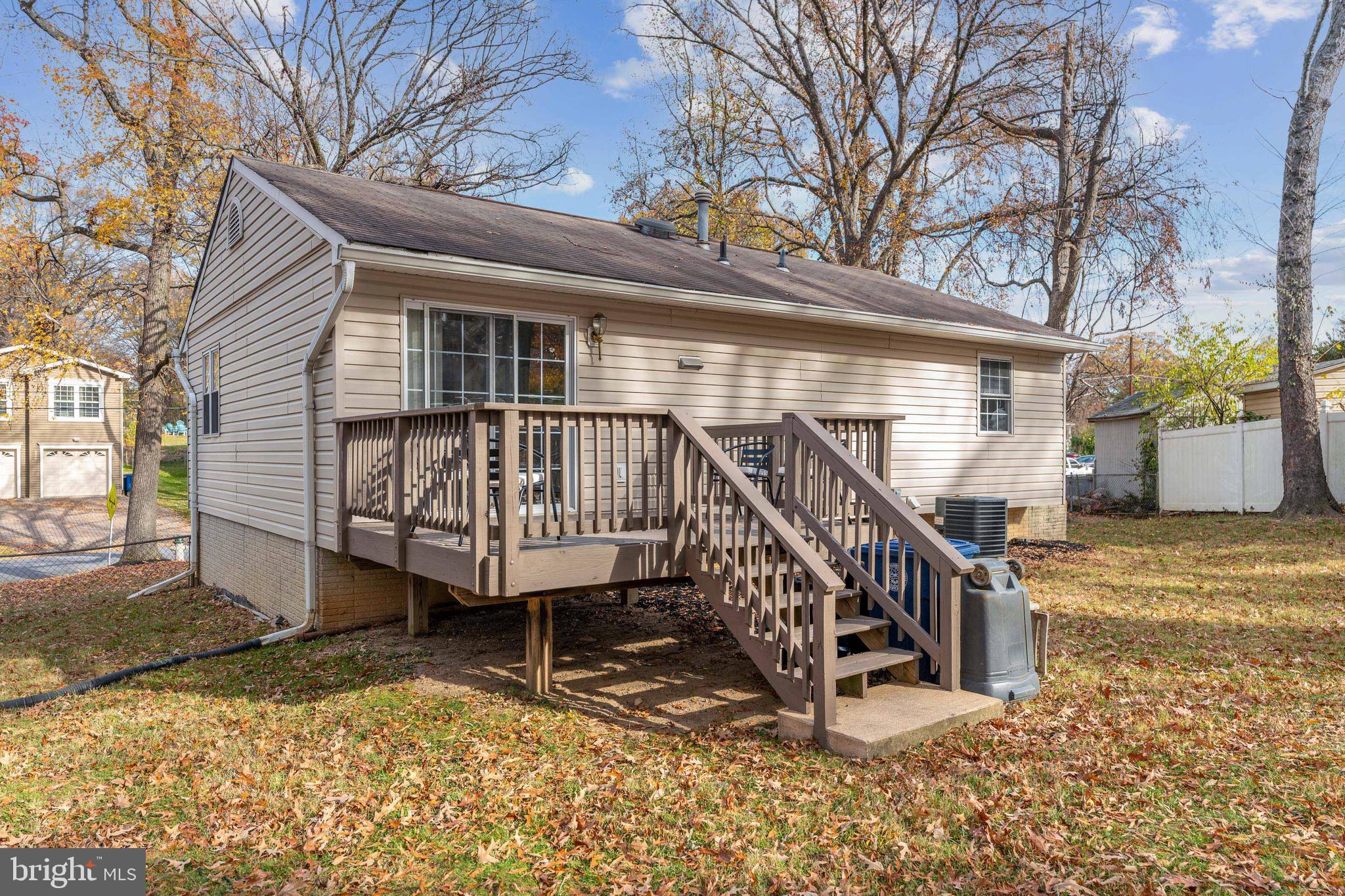 CHARLTON HEIGHTS - Residential