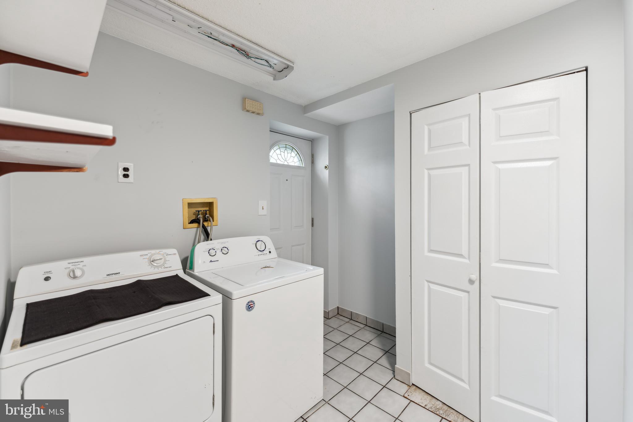 CHARLTON HEIGHTS - Residential