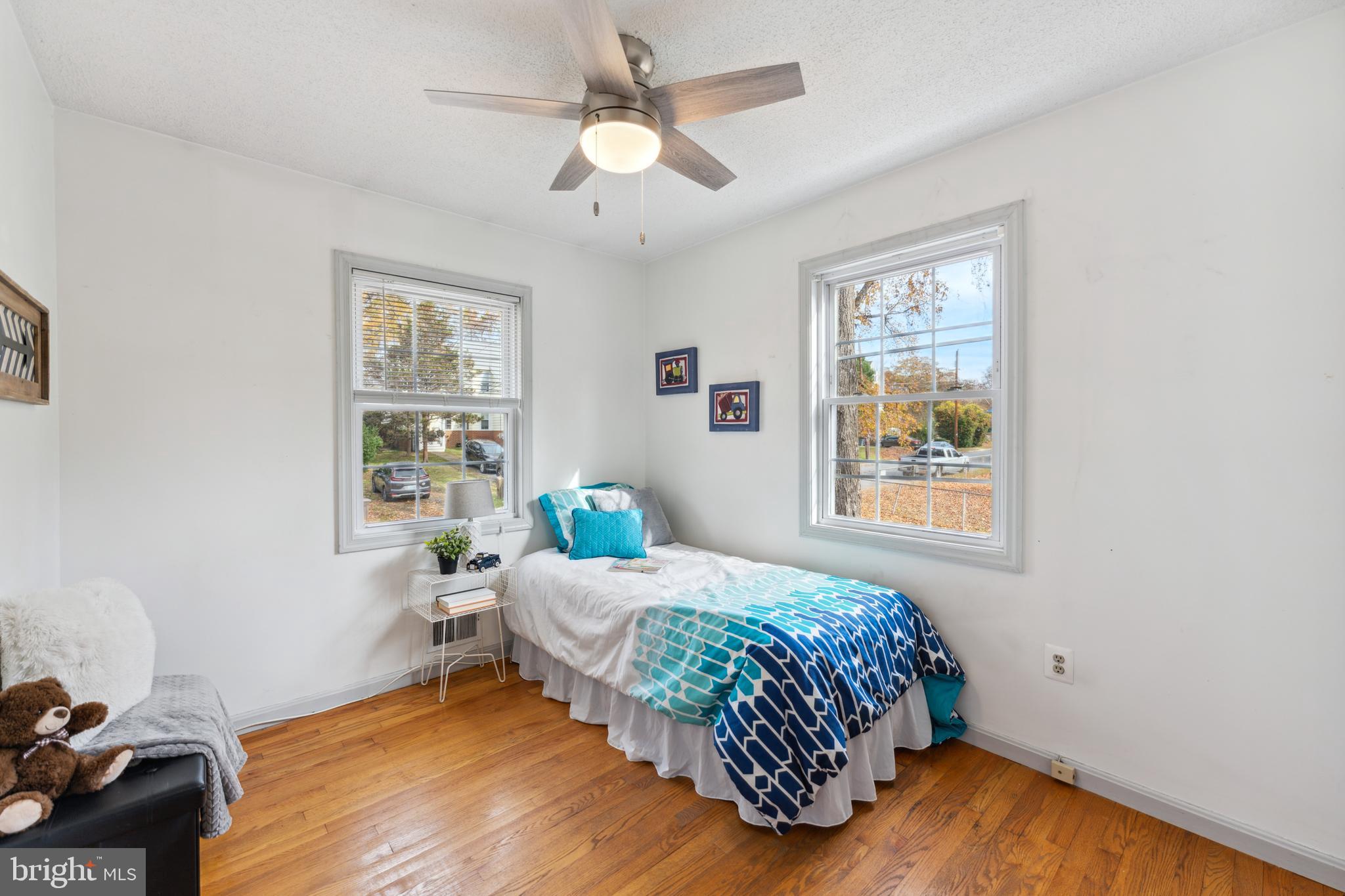 CHARLTON HEIGHTS - Residential