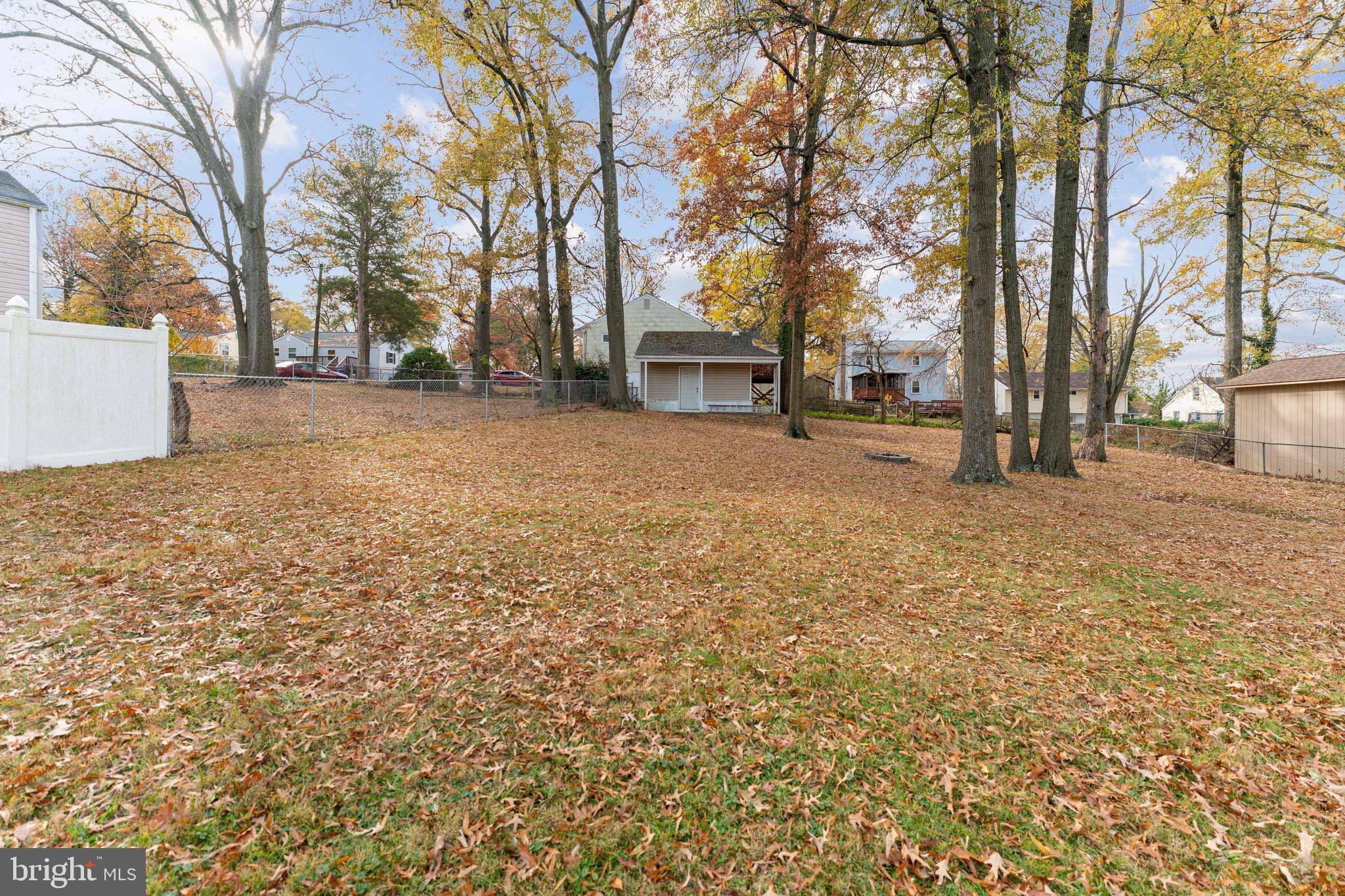 CHARLTON HEIGHTS - Residential