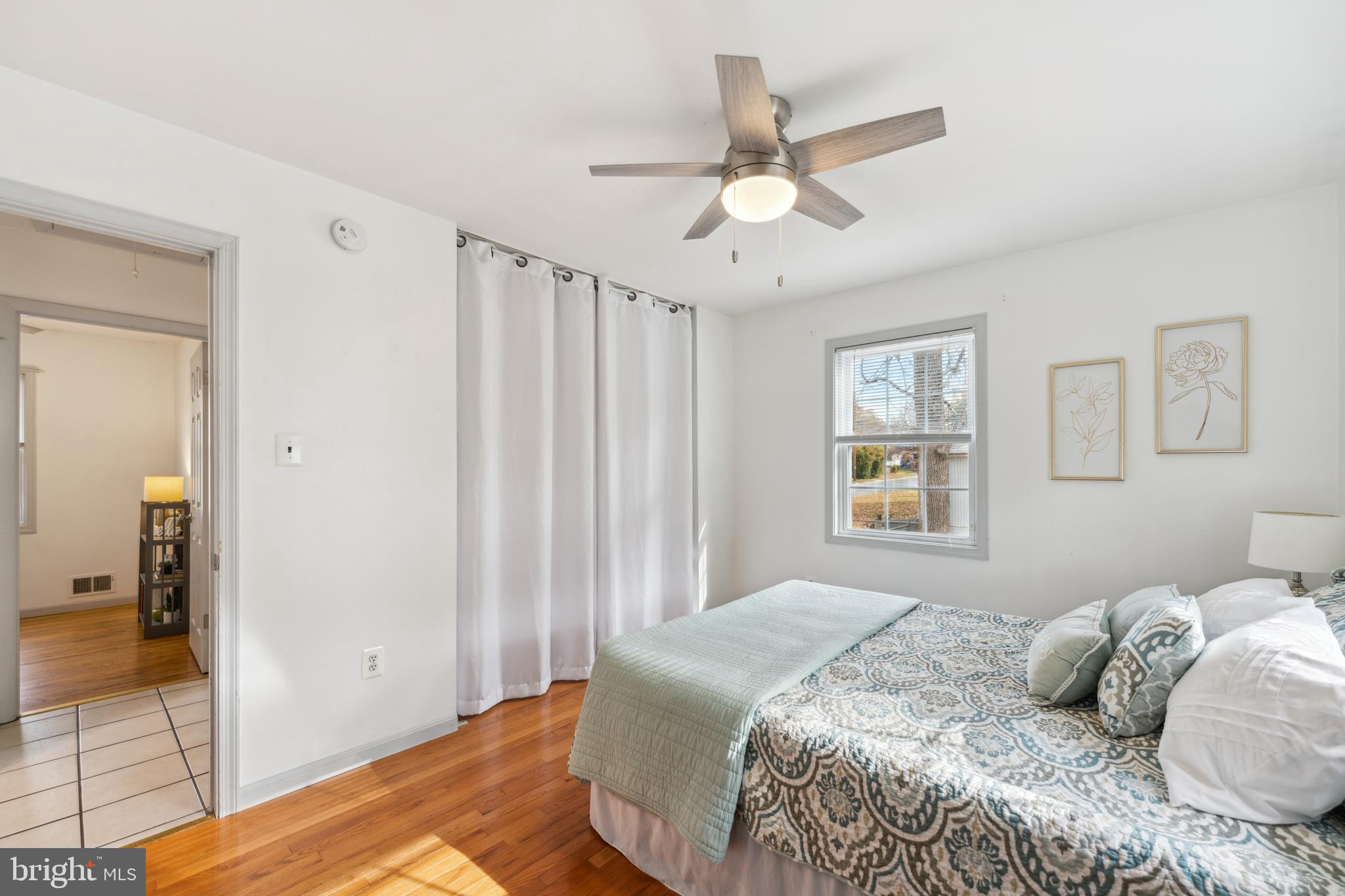 CHARLTON HEIGHTS - Residential