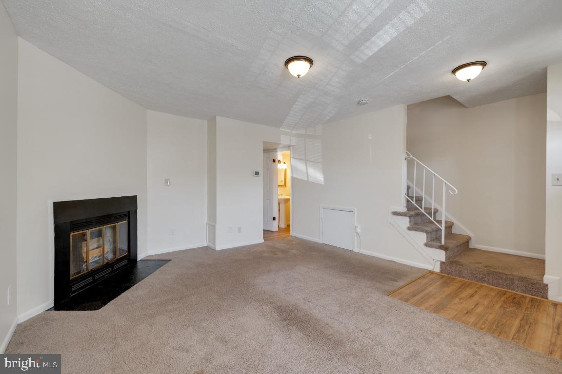 VILLAGE OF PAWNEE - Residential