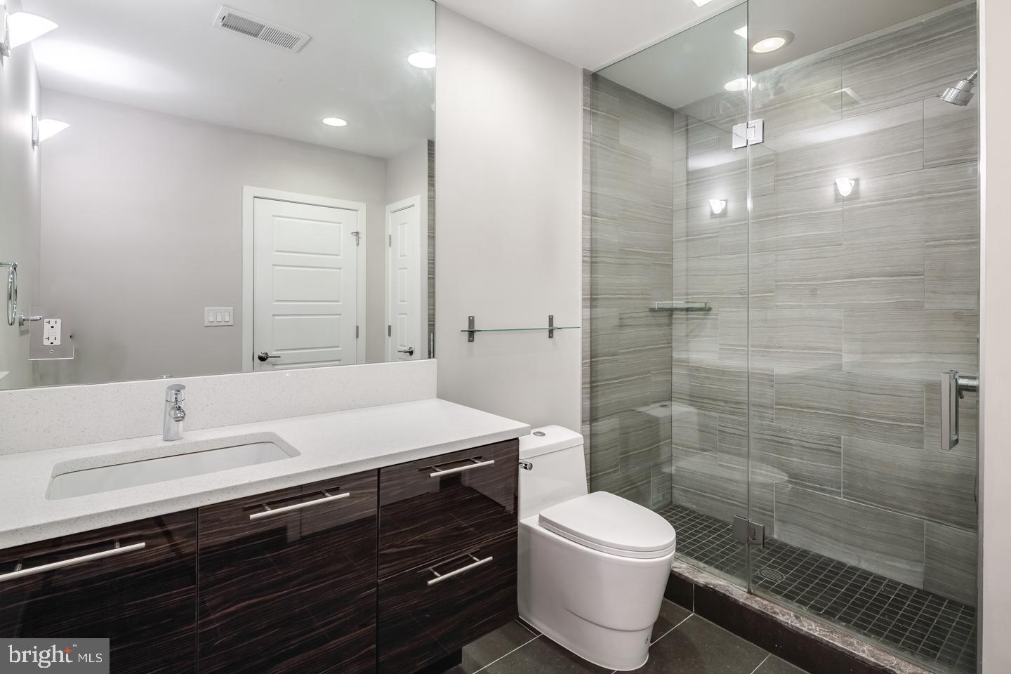 NORTHERN LIBERTIES - Residential Lease