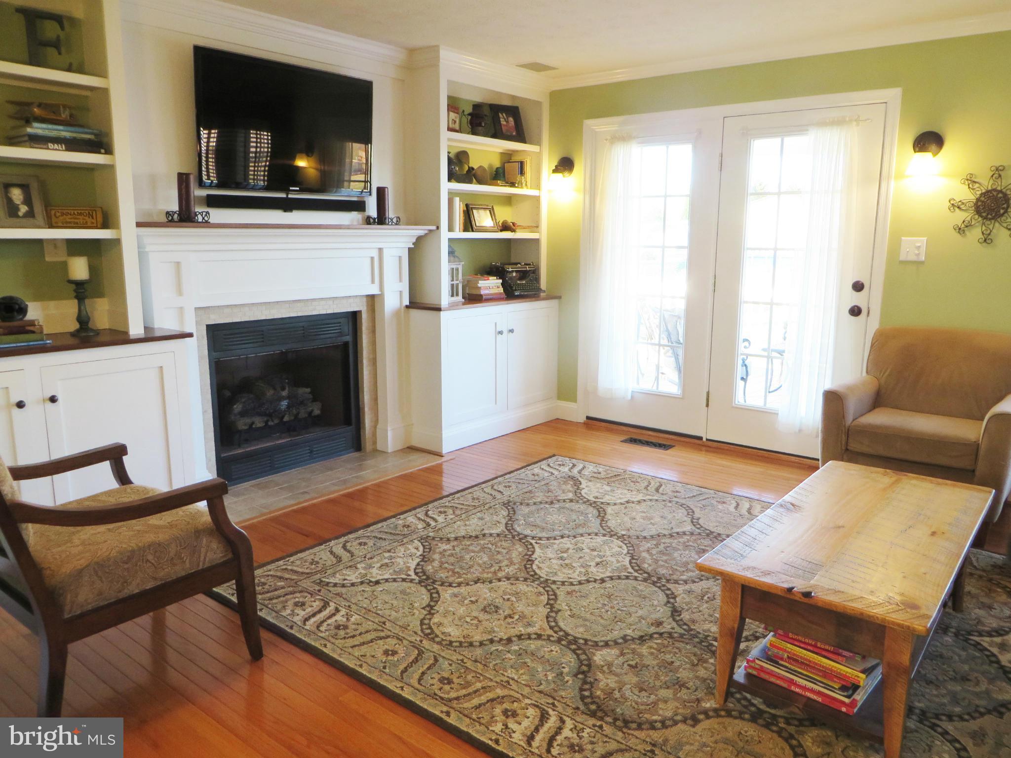 BRUCE KNOLLS - Residential