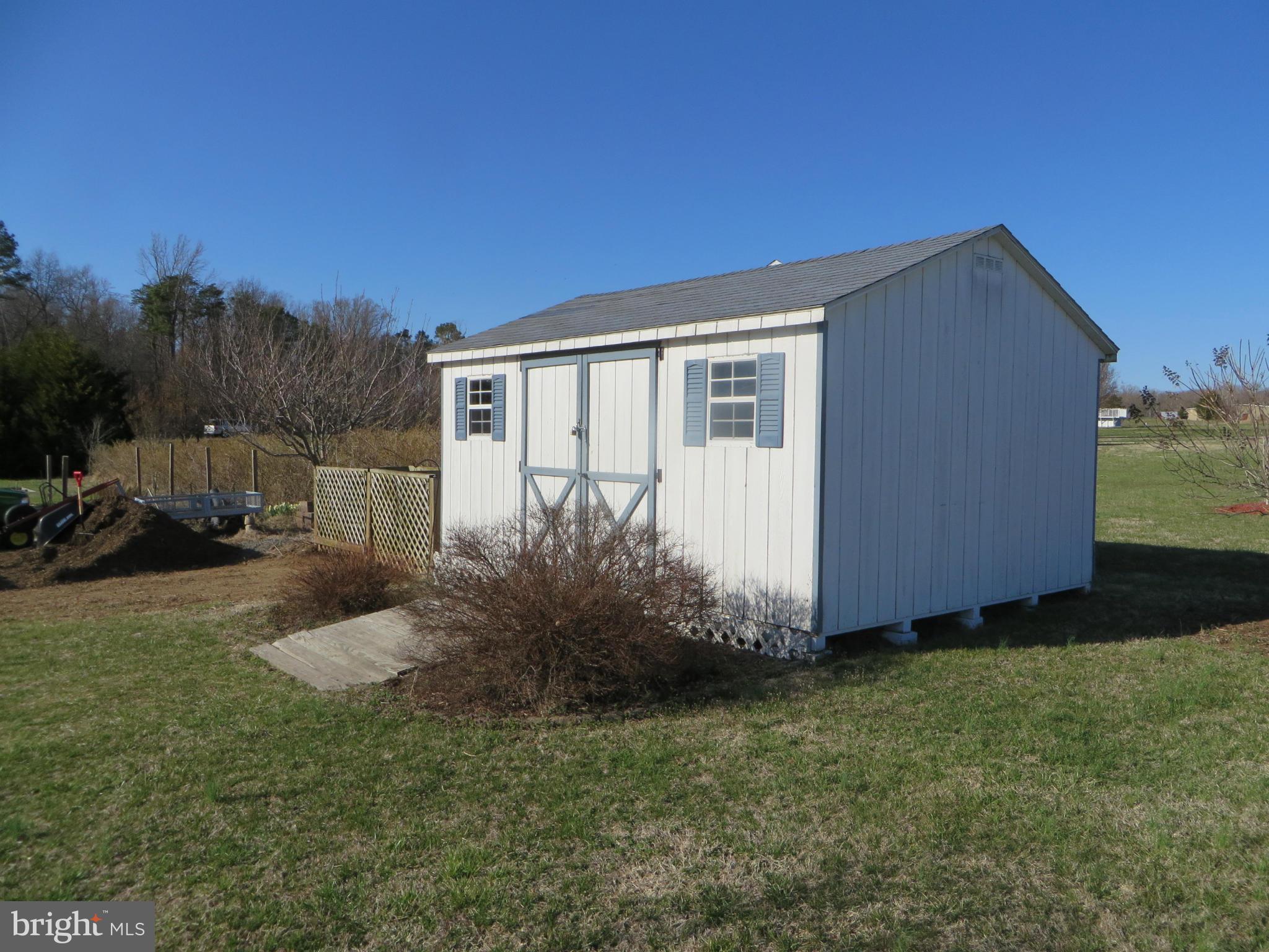 BRUCE KNOLLS - Residential