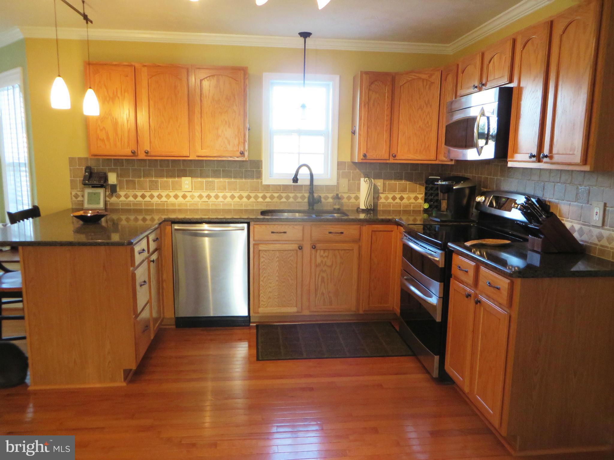 BRUCE KNOLLS - Residential