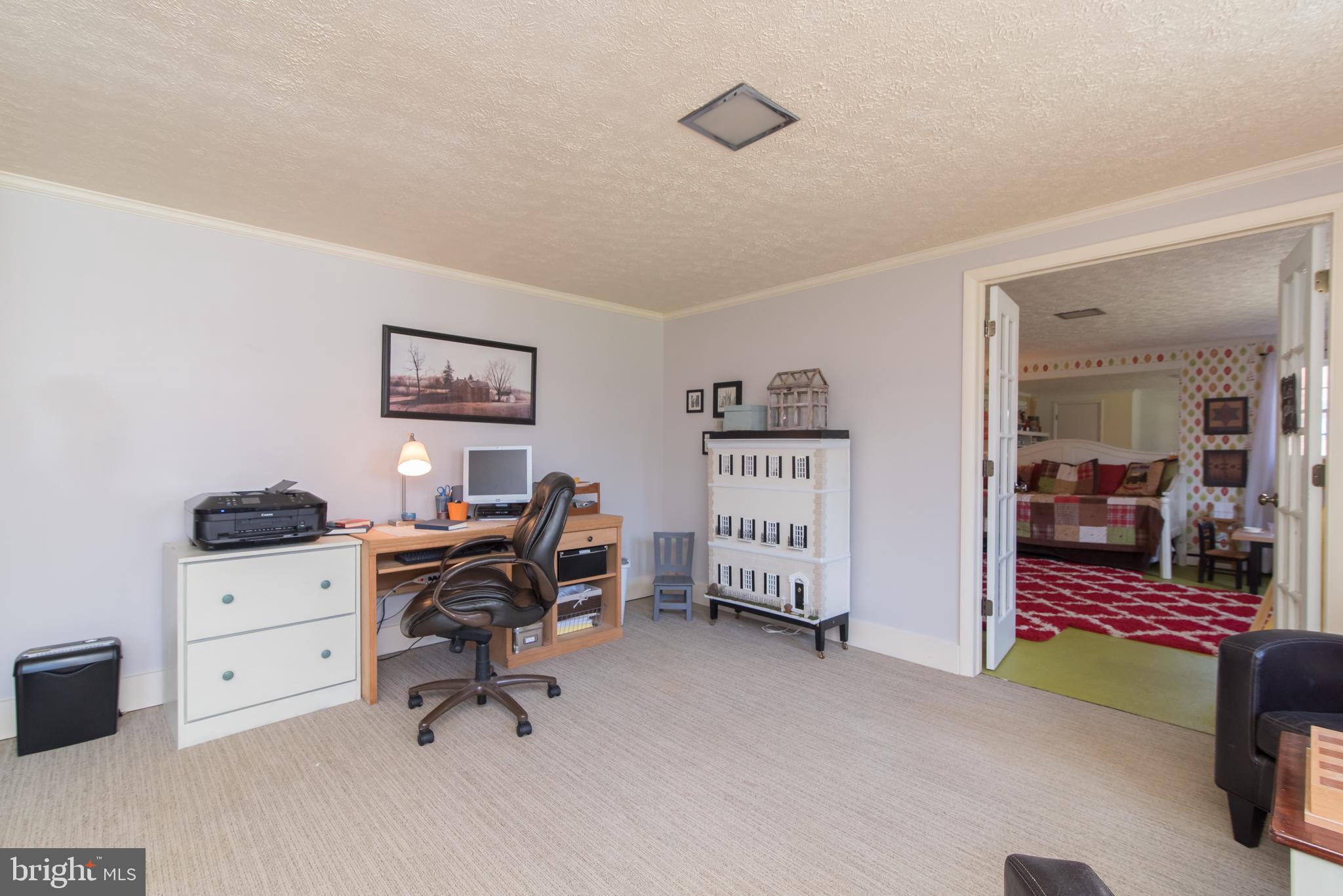 LIBERIA - Residential