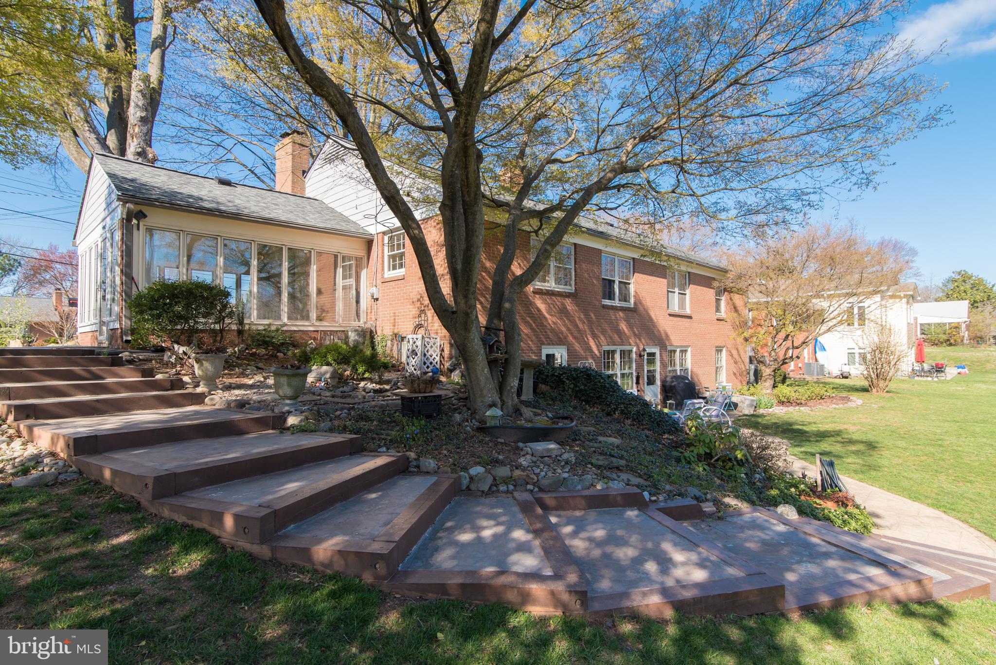 LIBERIA - Residential