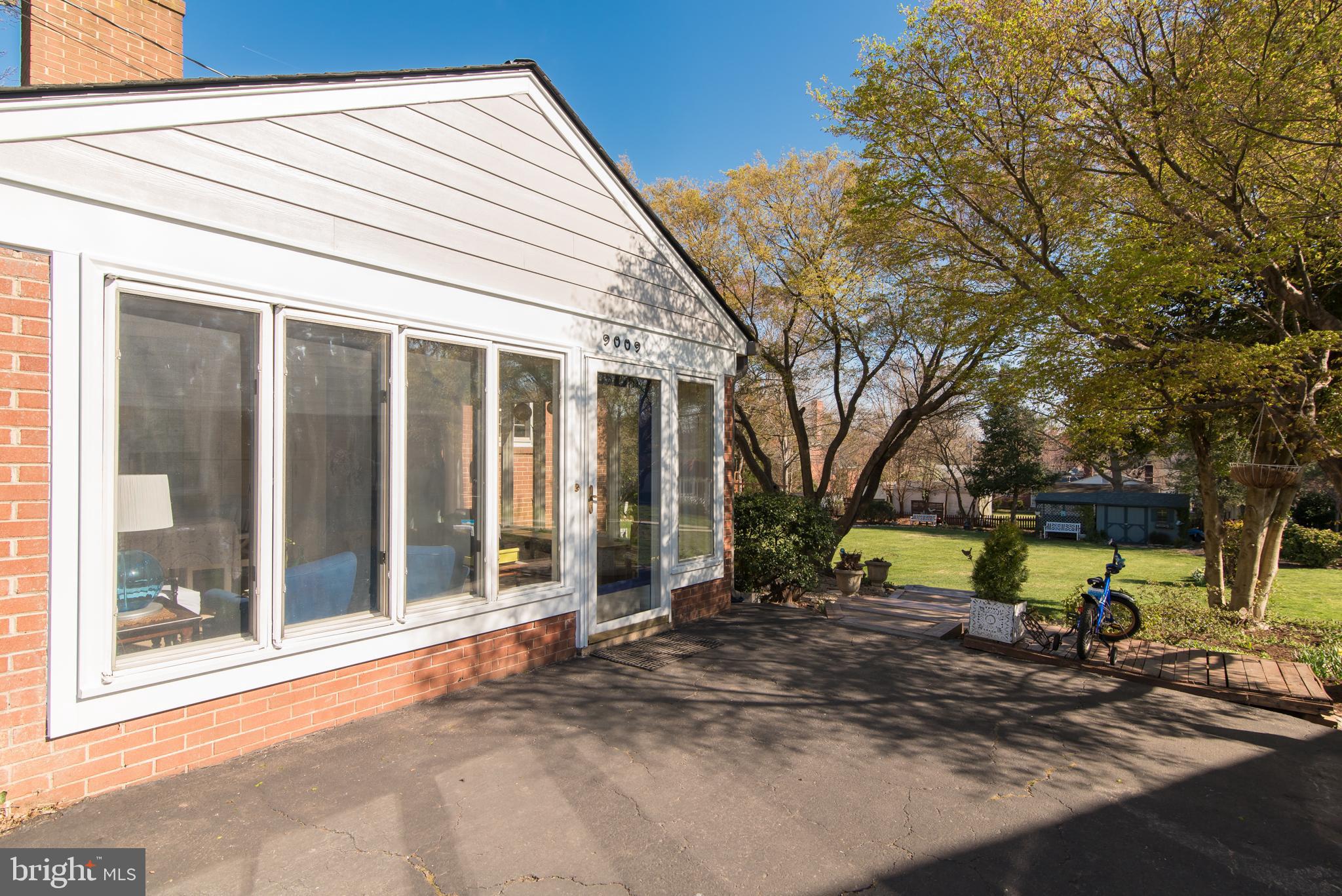 LIBERIA - Residential