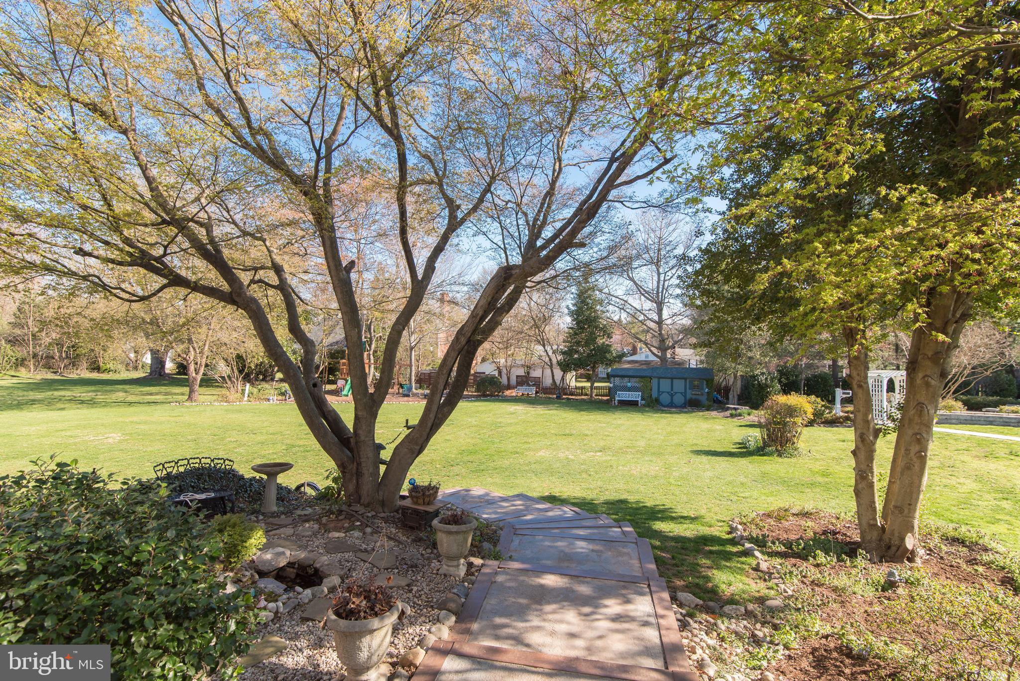 LIBERIA - Residential