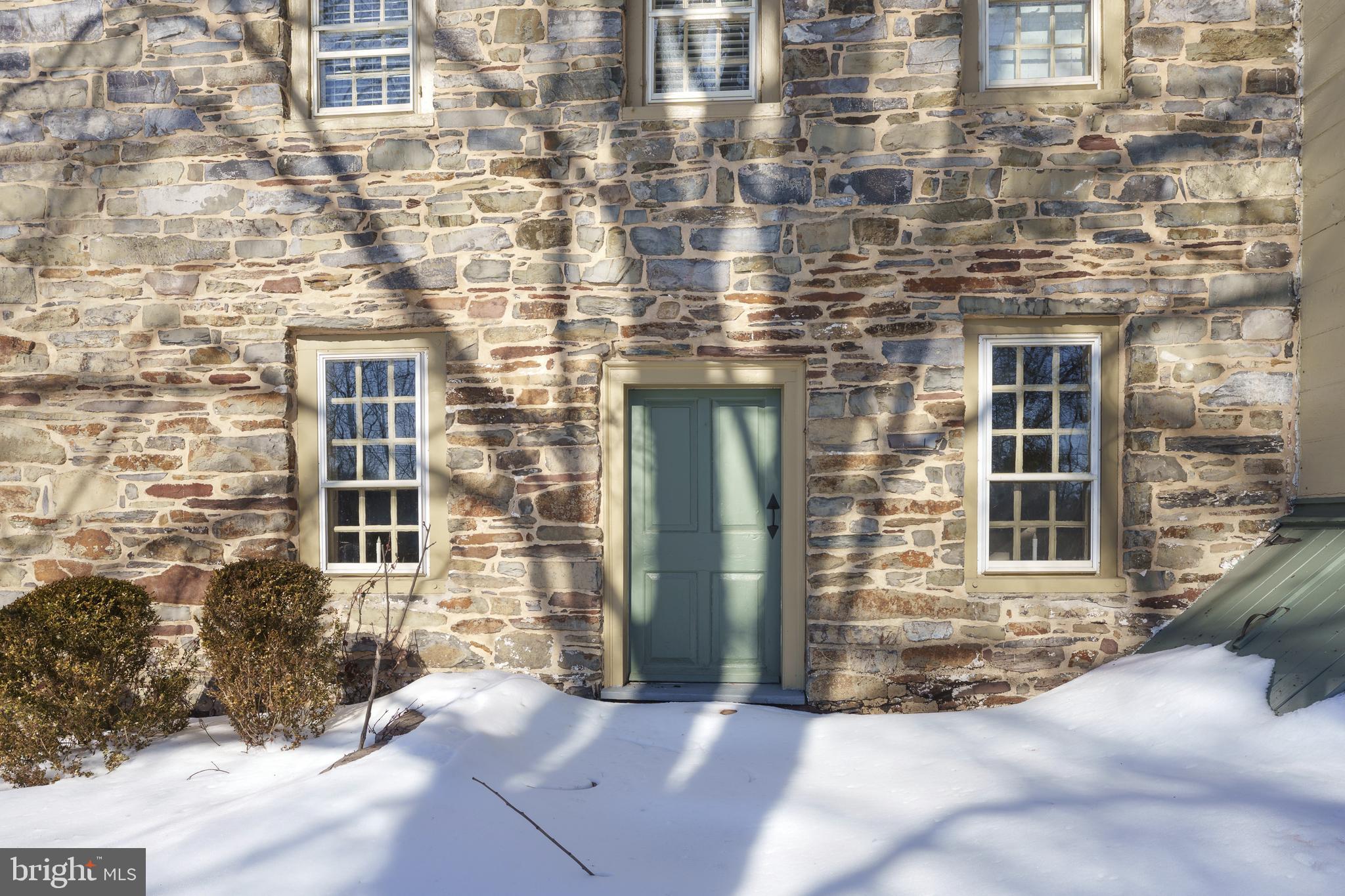 3301 LAWRENCEVILLE ROAD