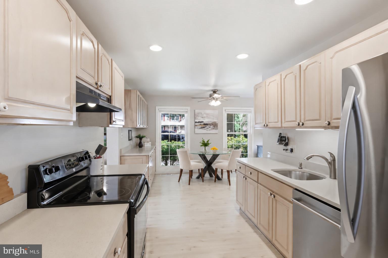 6424 ALLOWAY COURT