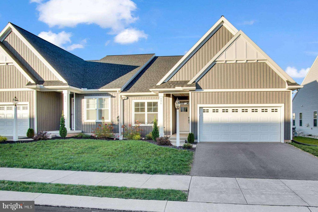 Photo of 862 Shadowbrooke Drive, DOVER, PA 17315 (MLS # PAYK2113712)