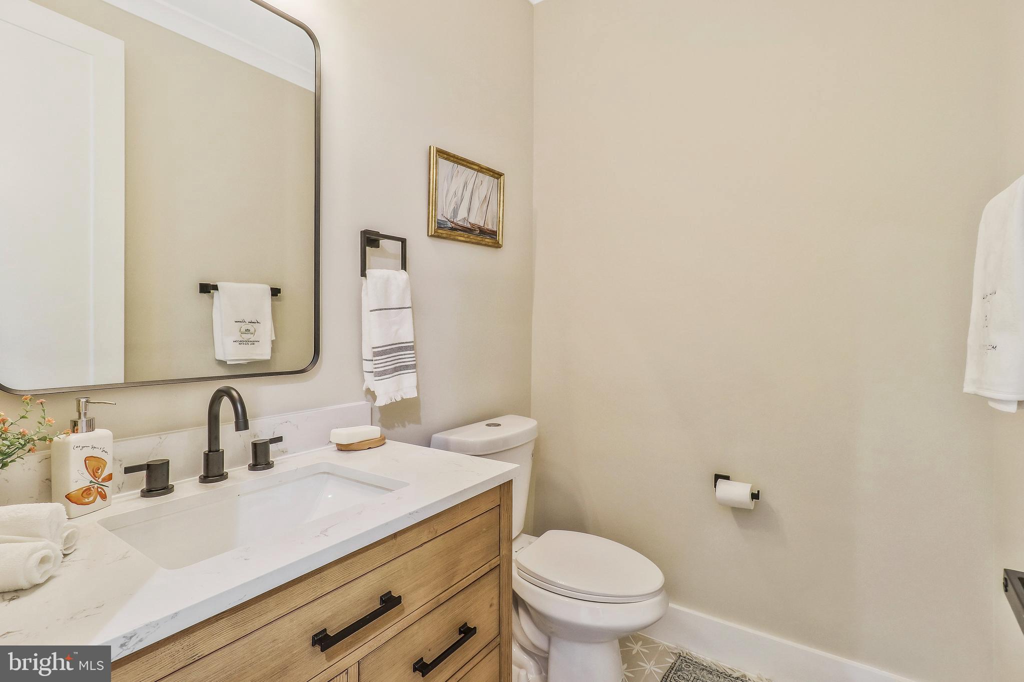 HENDRY ESTATES - Residential