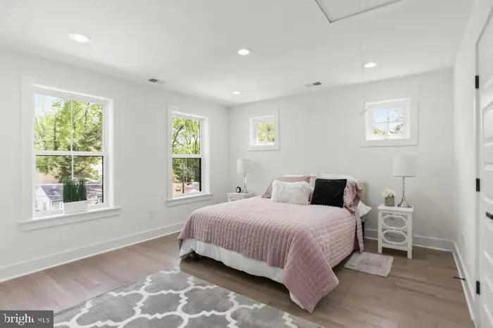 HENDRY ESTATES - Residential