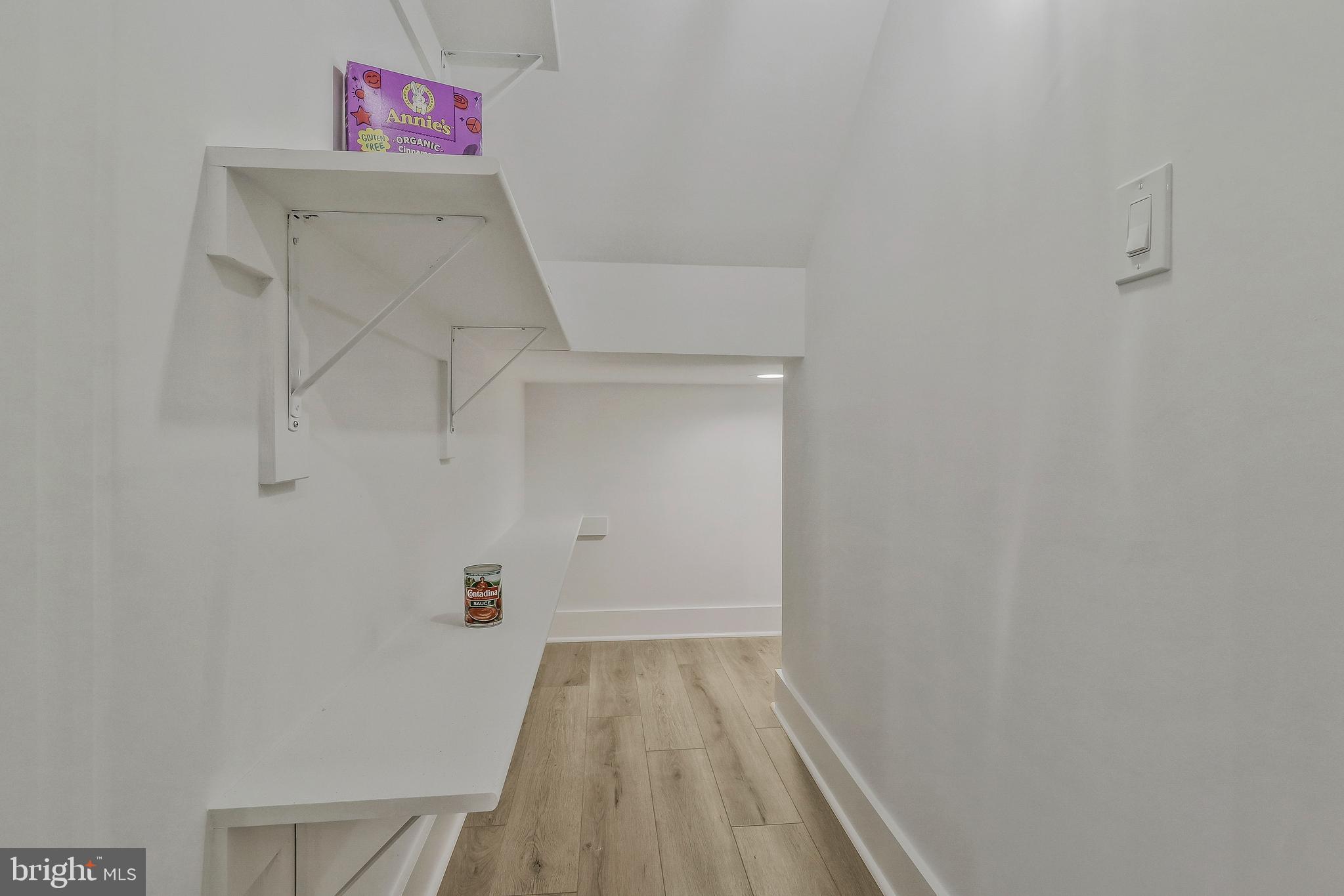 HENDRY ESTATES - Residential