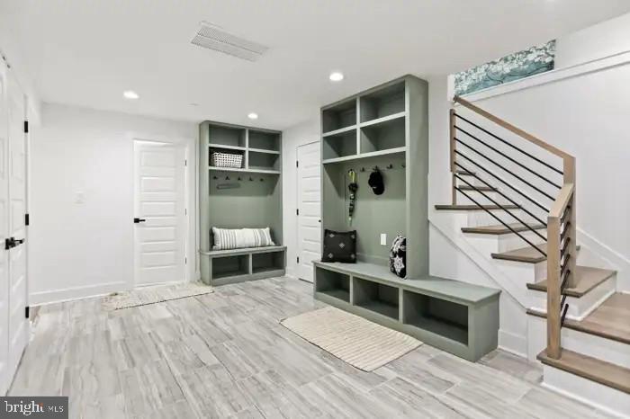 HENDRY ESTATES - Residential